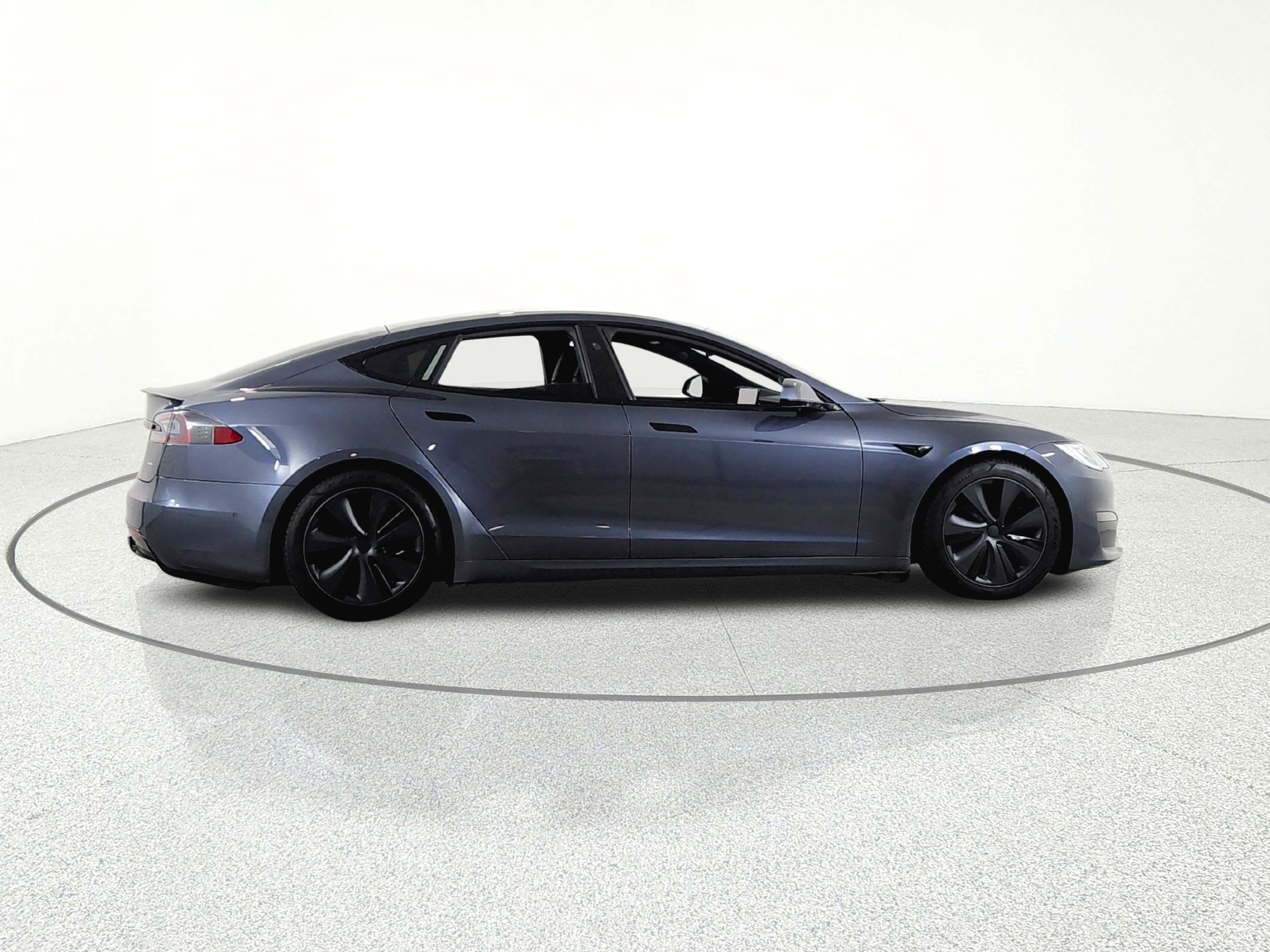 2021 Tesla Model S Plaid