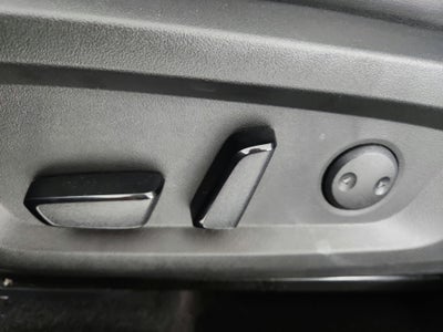 2023 Mitsubishi Outlander Base
