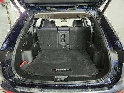2023 Mitsubishi Outlander Base