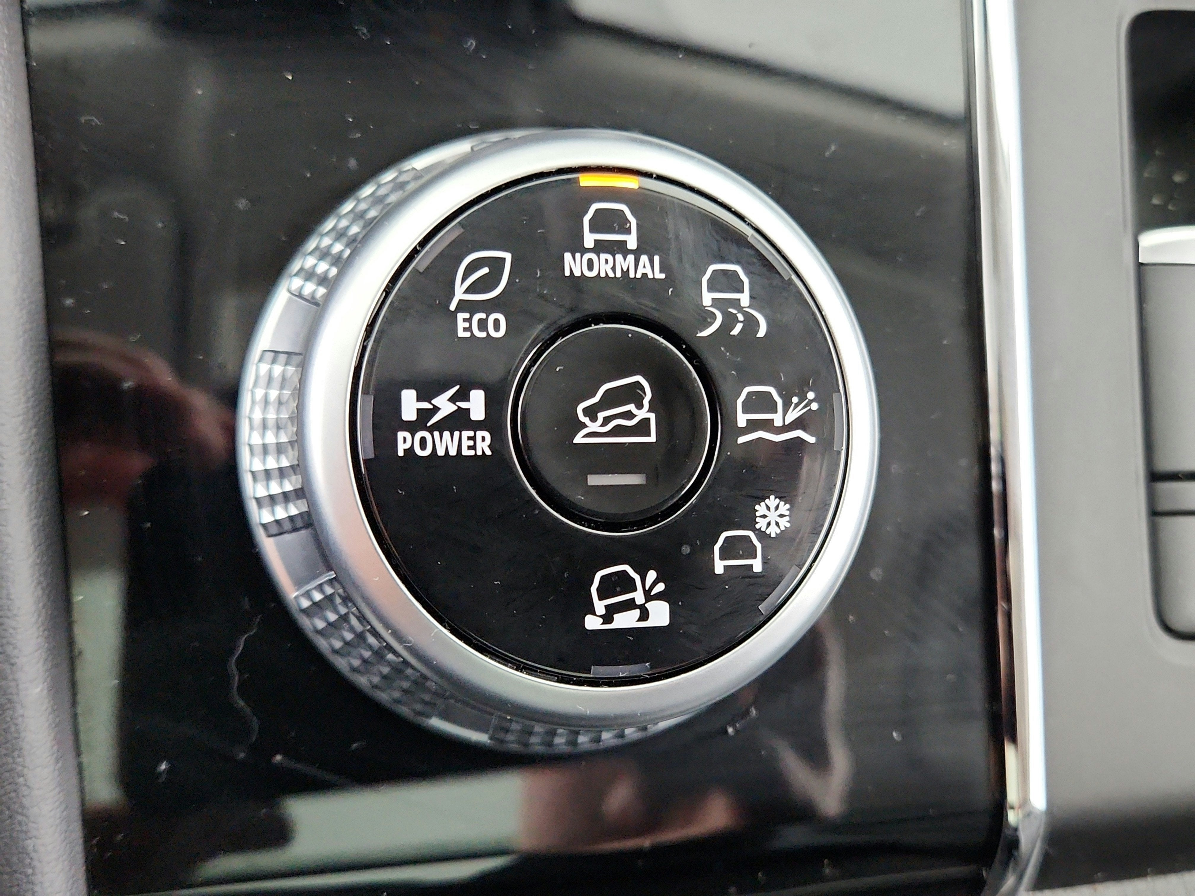 2024 Mitsubishi Outlander PHEV SE S-AWC
