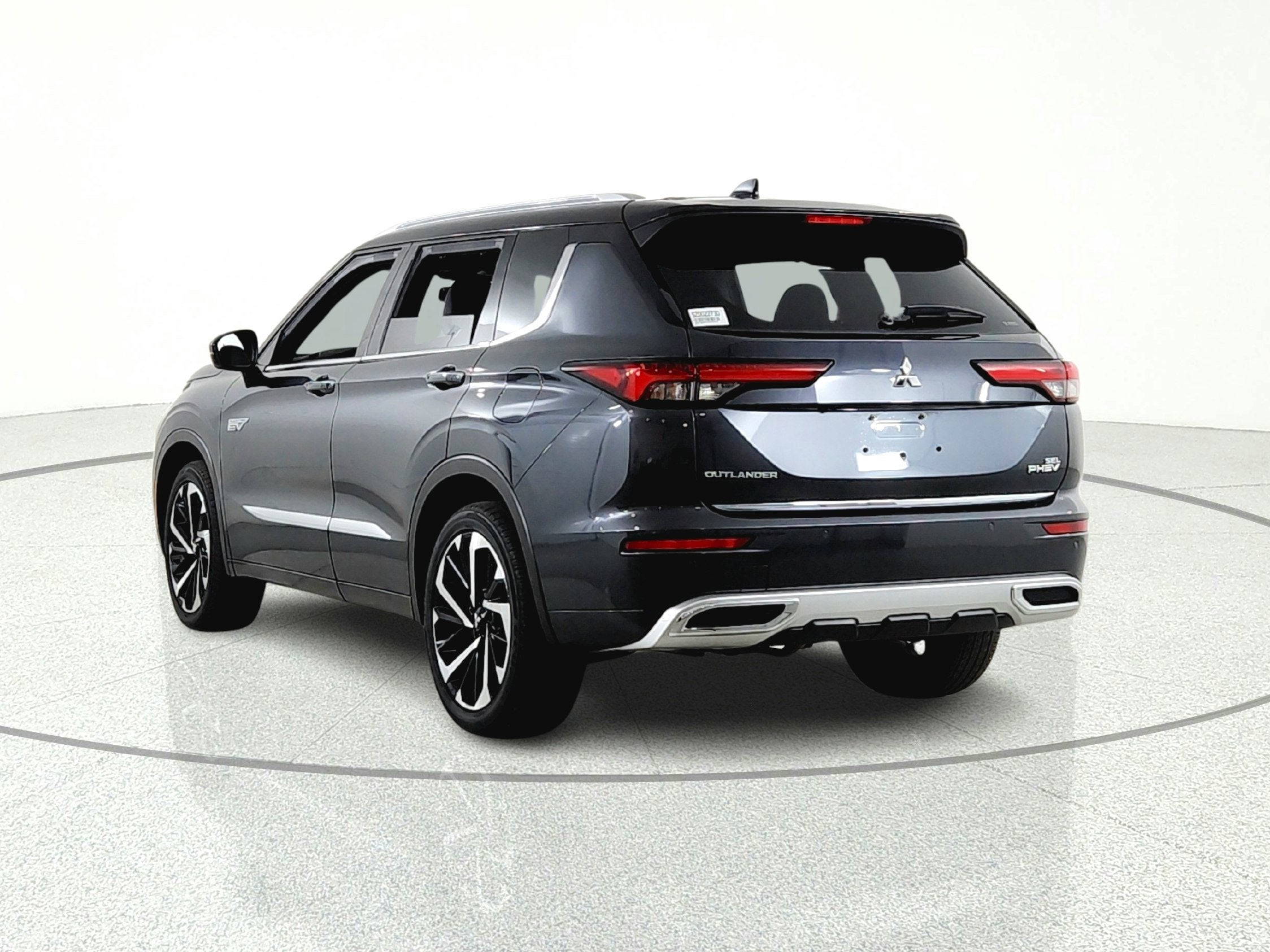 2025 Mitsubishi Outlander PHEV Base