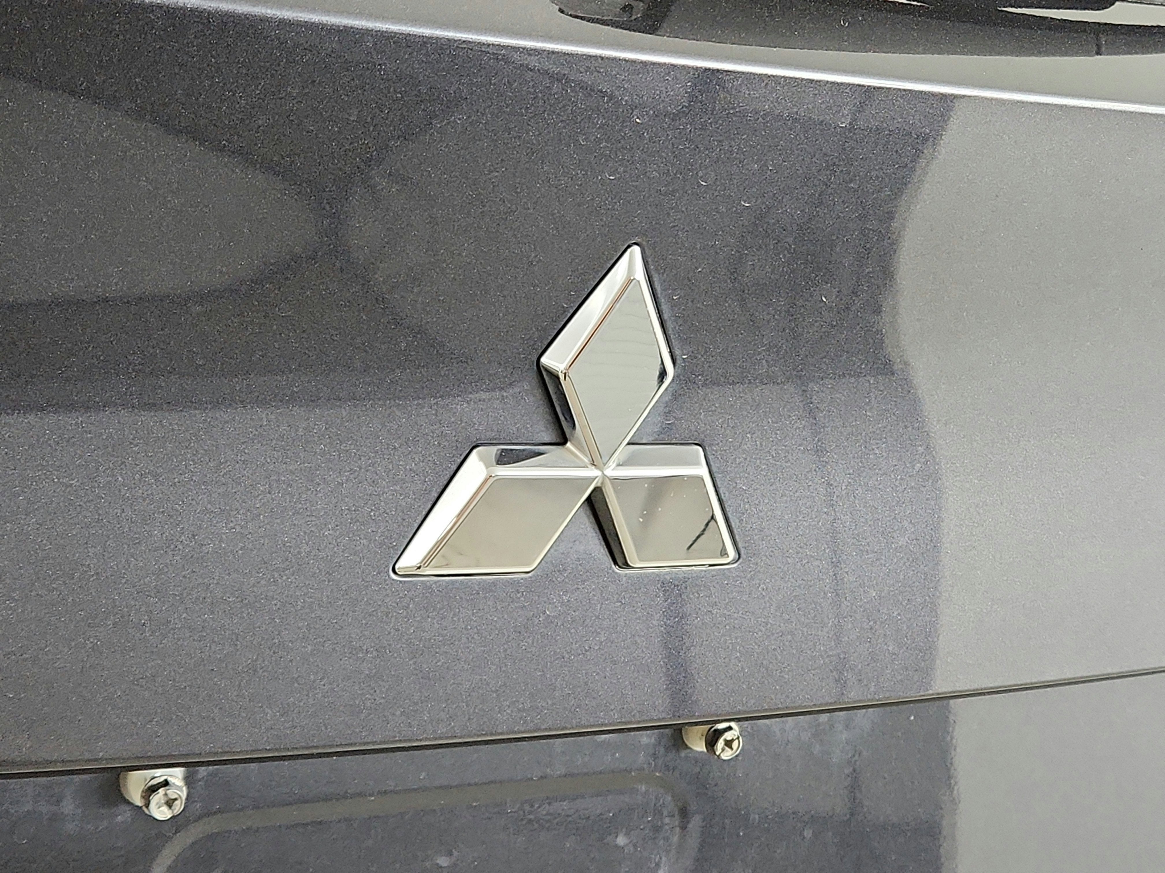 2025 Mitsubishi Outlander PHEV Base