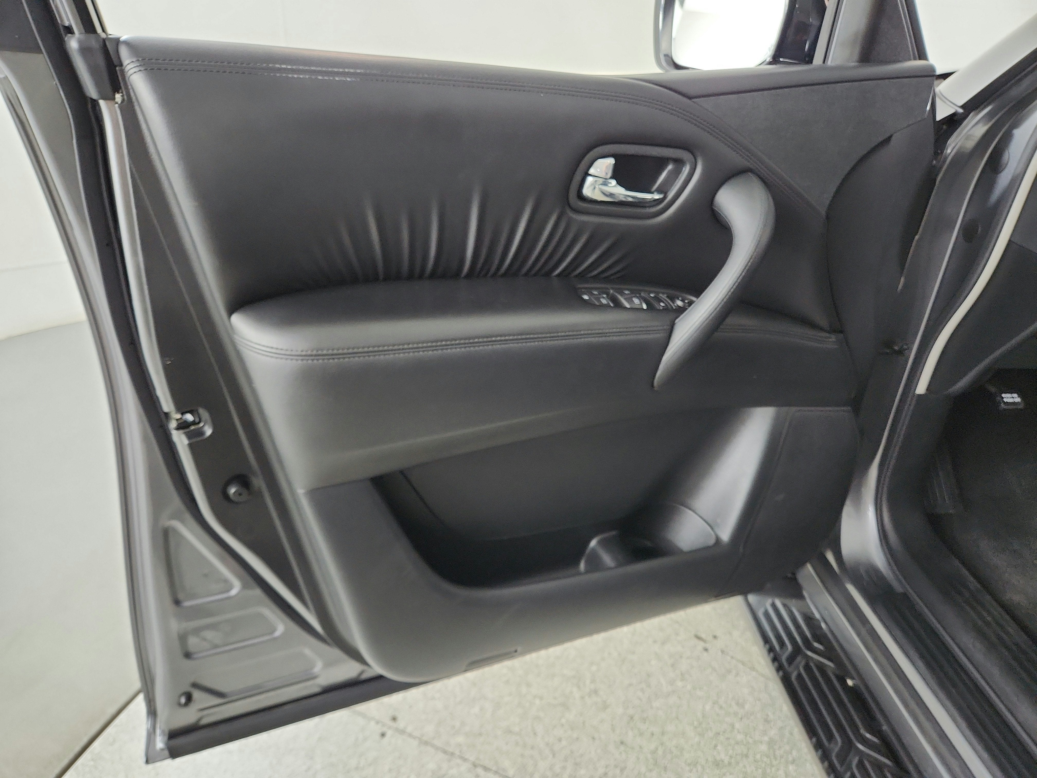 2023 Nissan Armada SV