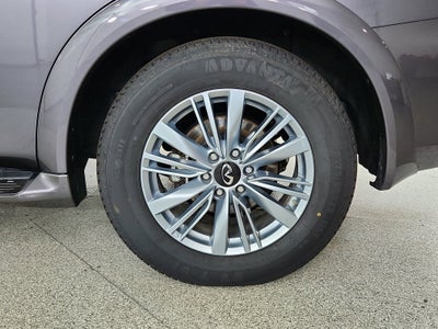 2024 INFINITI QX80 LUXE