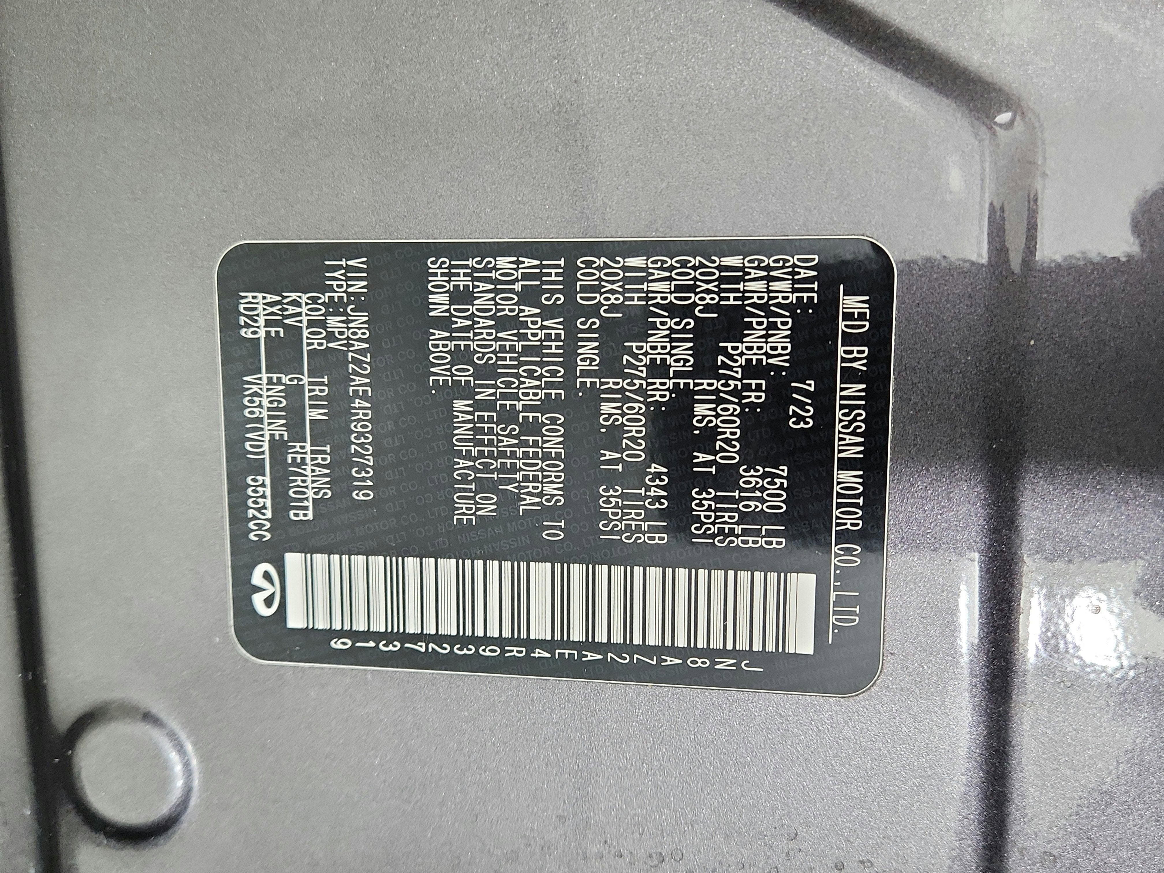 2024 INFINITI QX80 LUXE