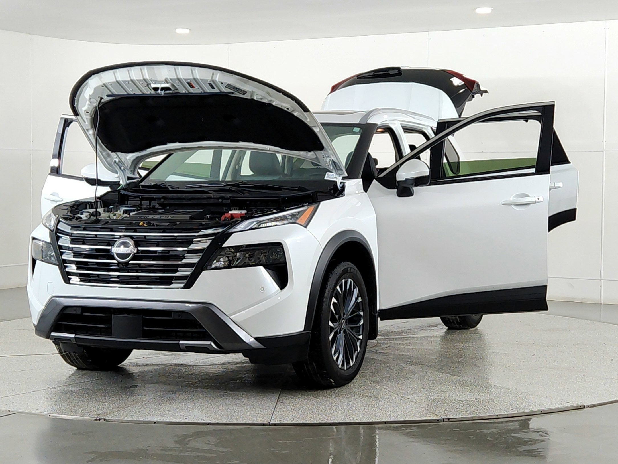 2025 Nissan Rogue SL