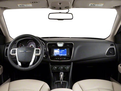 2013 Chrysler 200 Limited