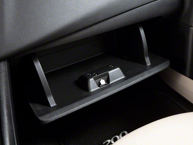 2013 Chrysler 200 Limited