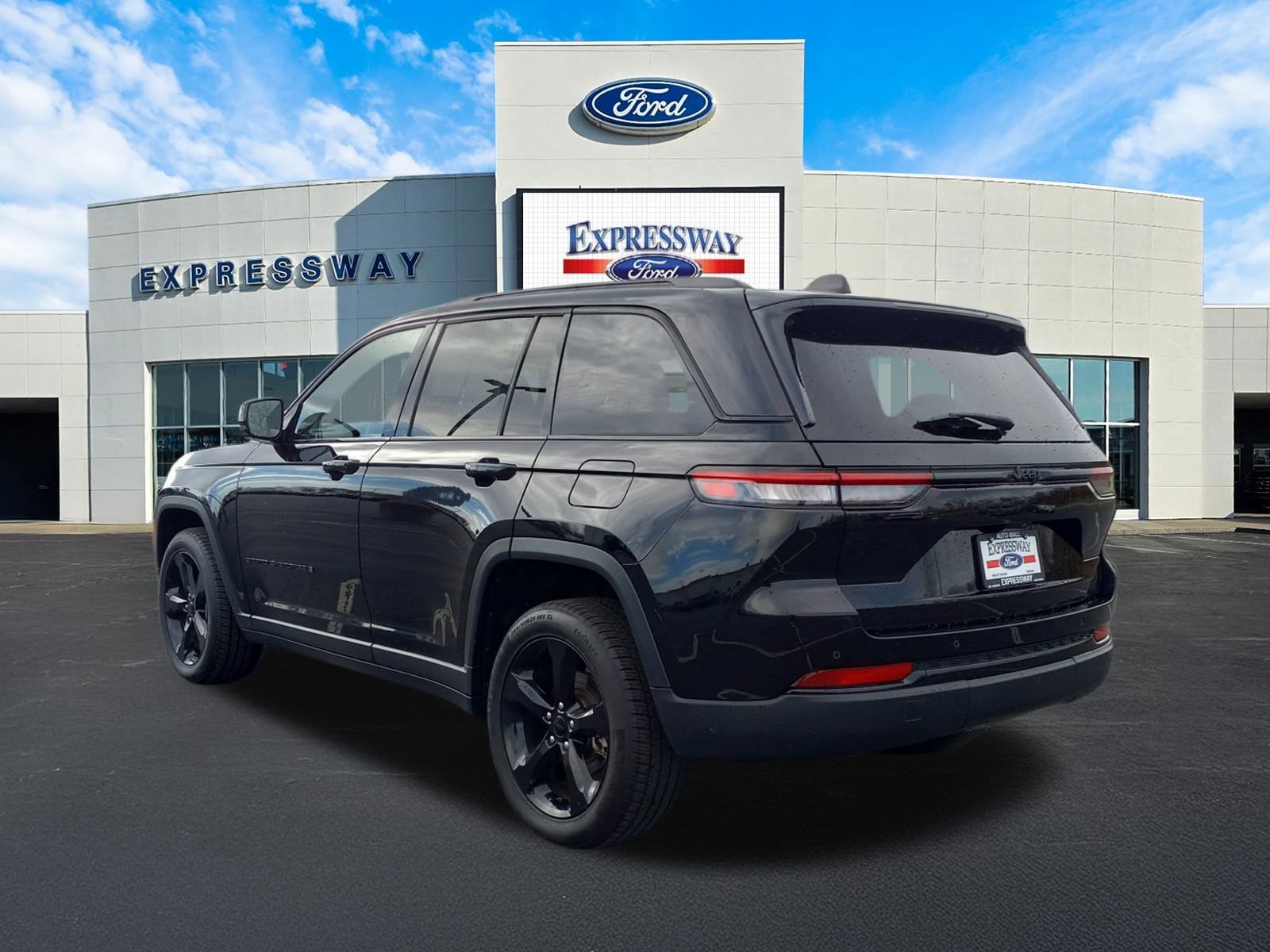 2024 Jeep Grand Cherokee Altitude