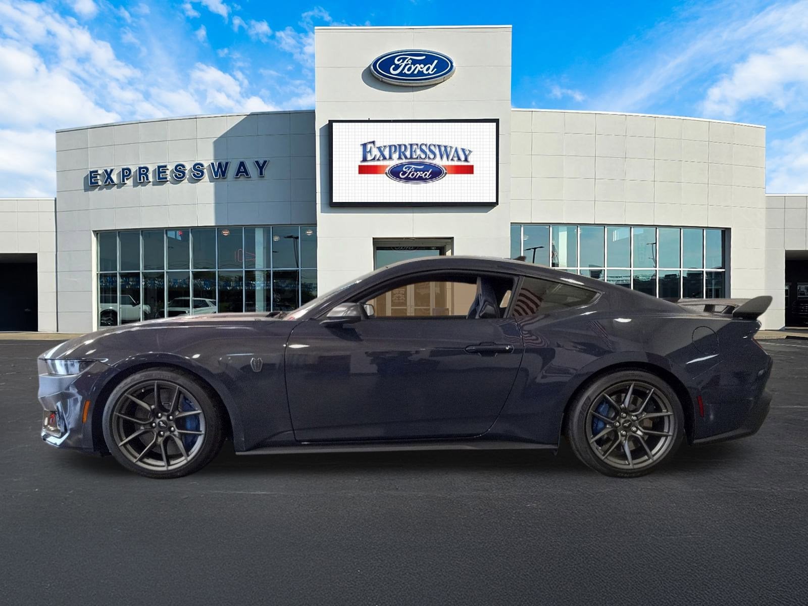 2024 Ford Mustang Dark Horse Fastback