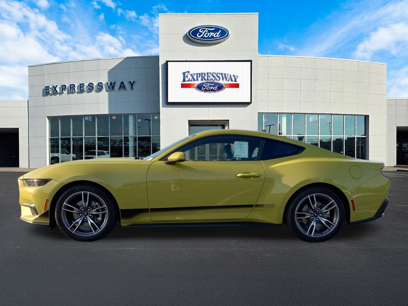 2025 Ford Mustang EcoBoost Fastback
