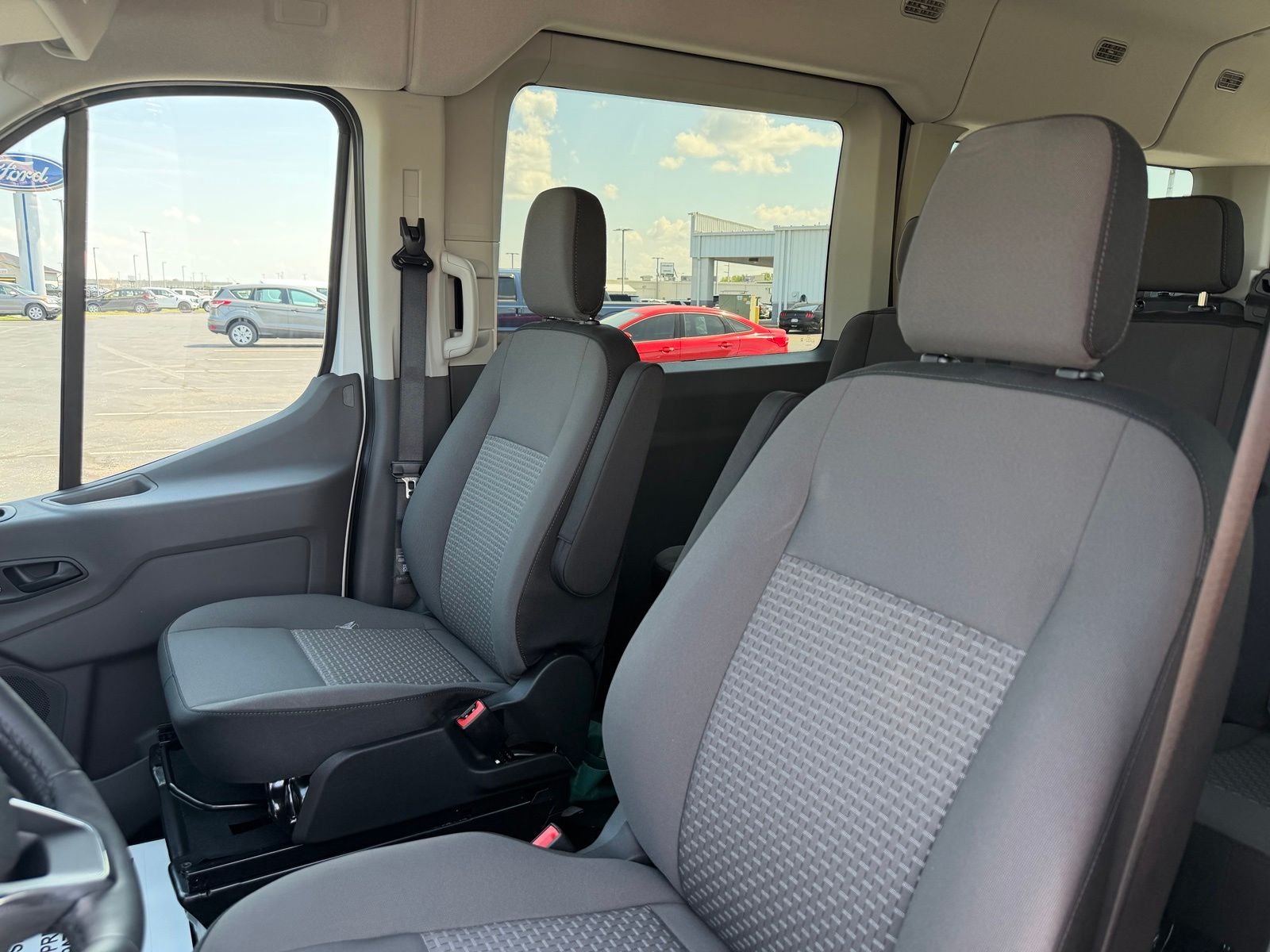 2027 Ford Transit Passenger Wagon XL
