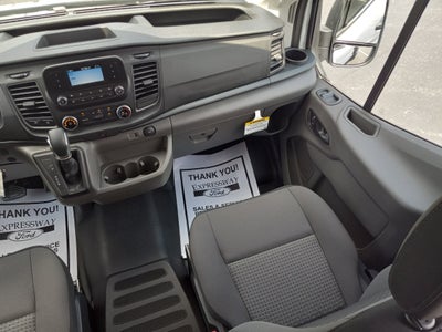 2025 Ford Transit Passenger Wagon T-350 148" Med Roof XL RWD