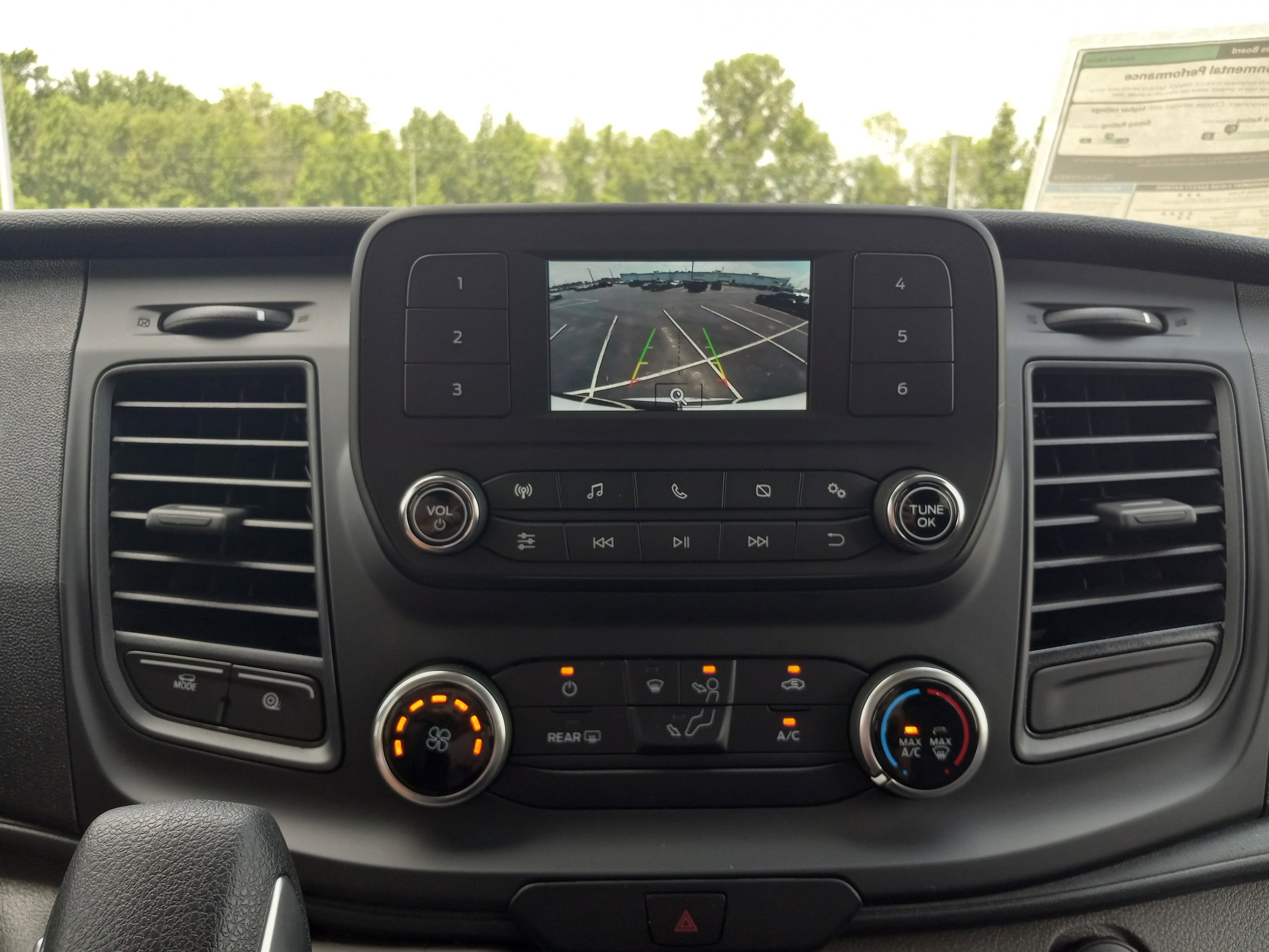 2025 Ford Transit Passenger Wagon T-350 148" Med Roof XL RWD