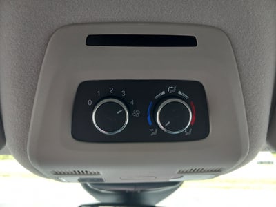 2025 Ford Transit Passenger Wagon T-350 148" Med Roof XL RWD