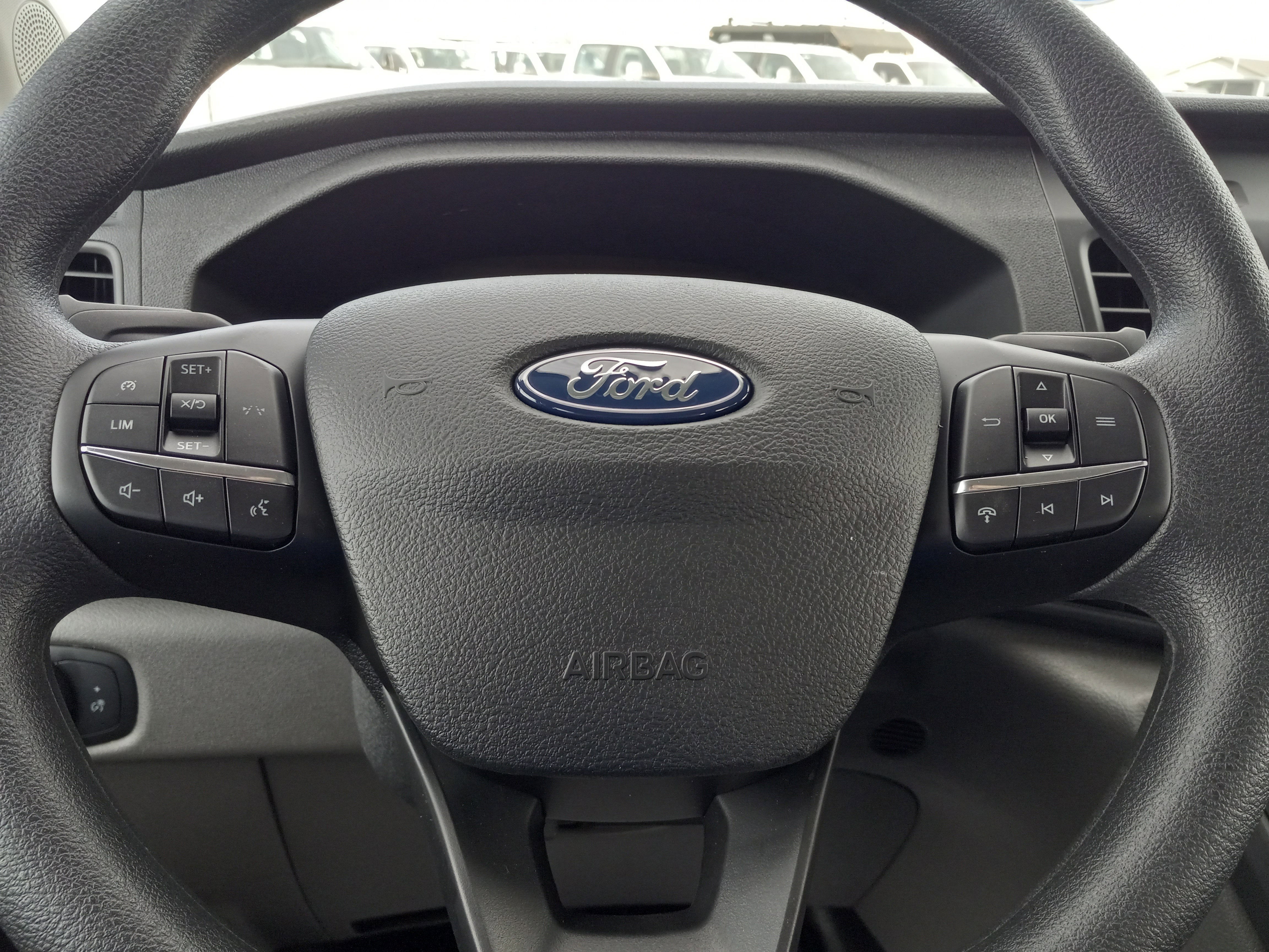 2026 Ford Transit Passenger Wagon T-350 148" Low Roof XL RWD