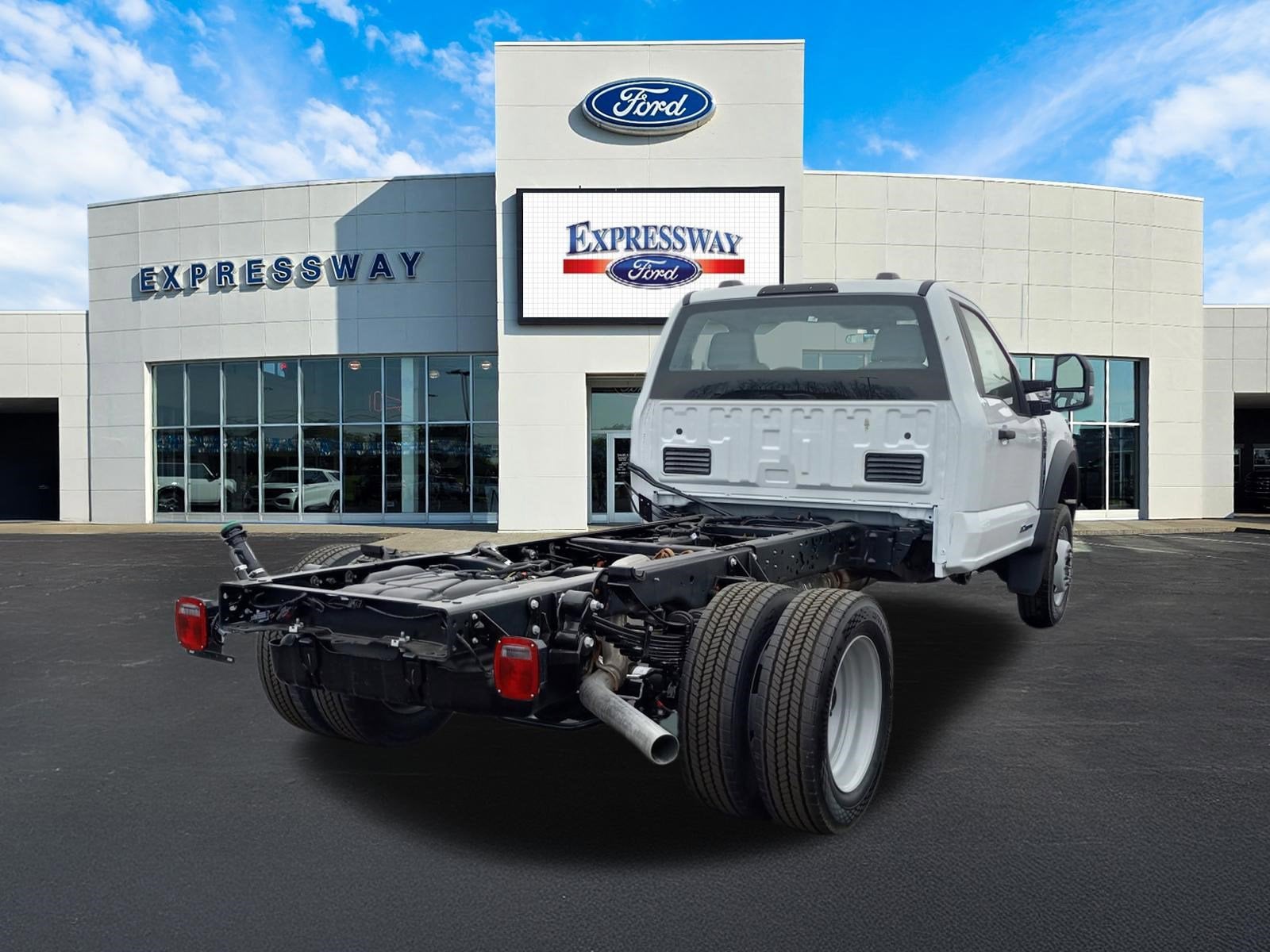 2026 Ford Super Duty F-550 DRW F-550® XL