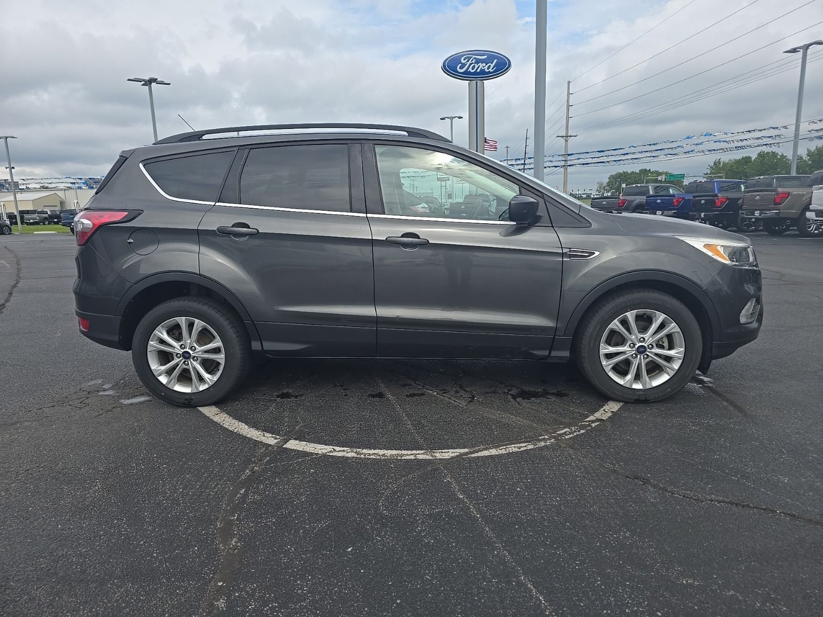 2018 Ford Escape SE