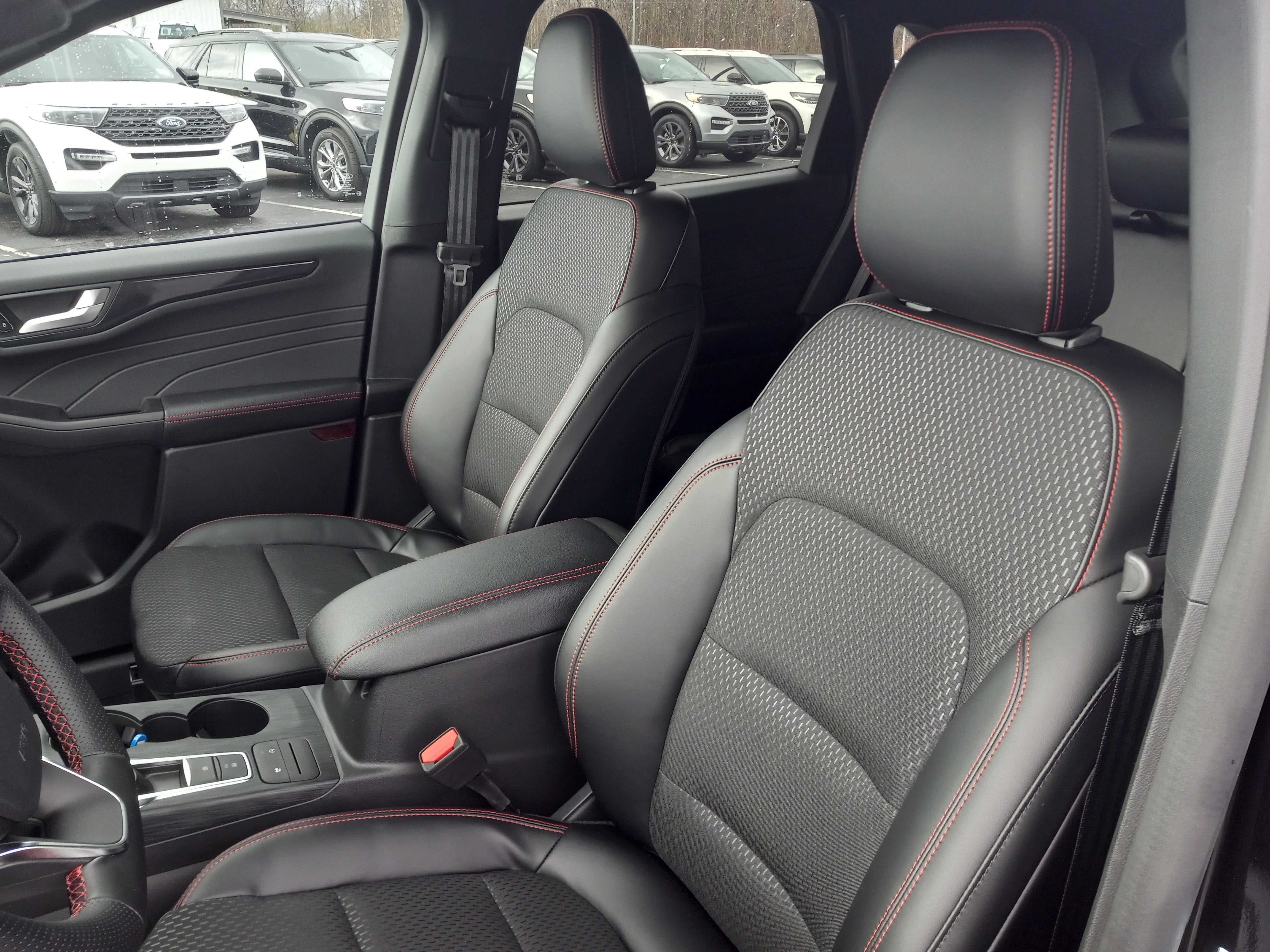 2026 Ford Escape ST-Line FWD