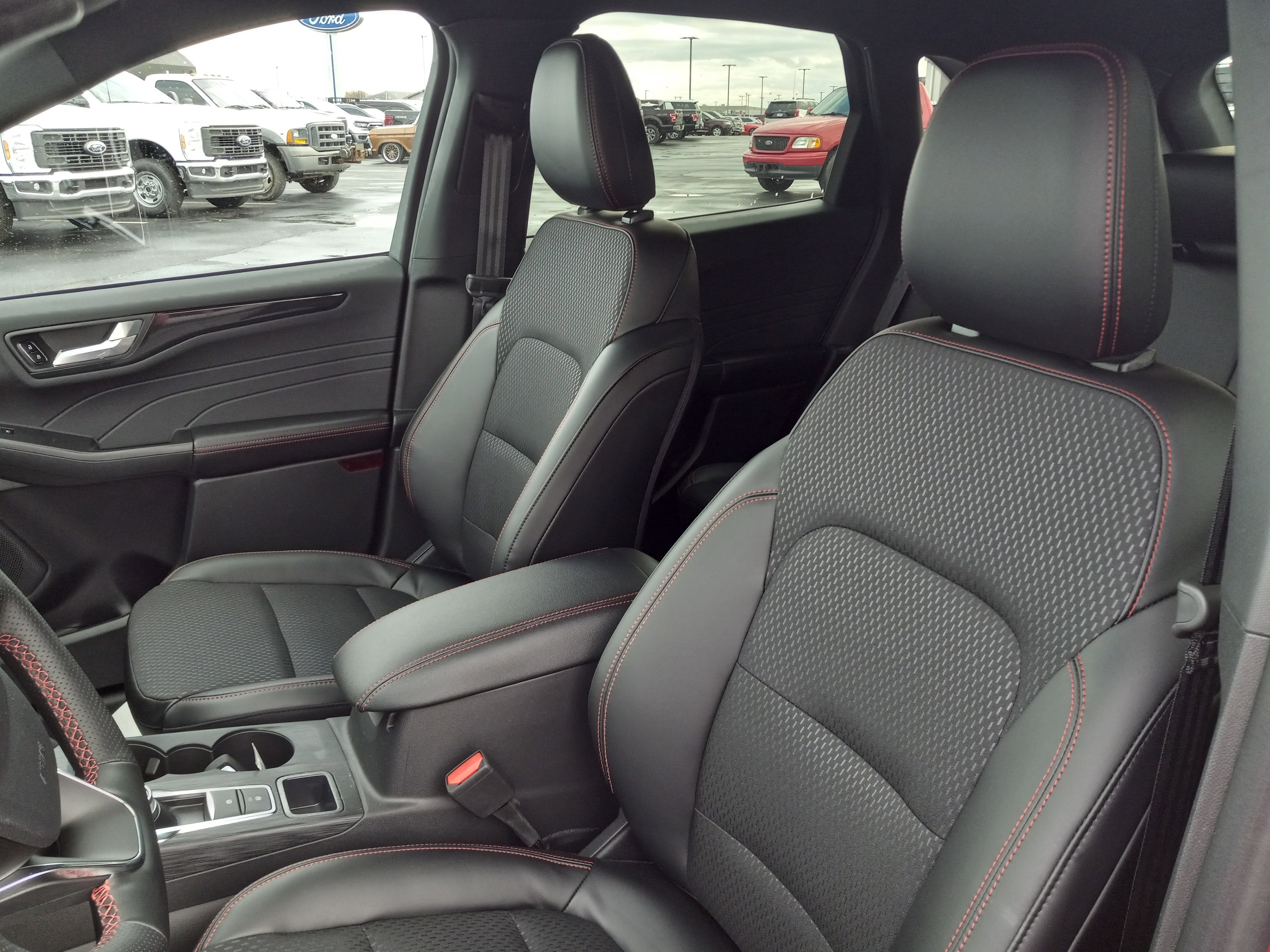 2026 Ford Escape ST-Line FWD