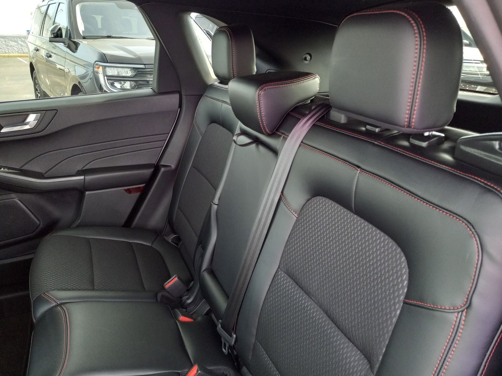 2025 Ford Escape ST-Line FWD