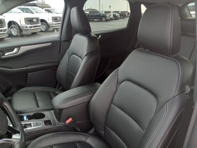 2026 Ford Escape Platinum AWD