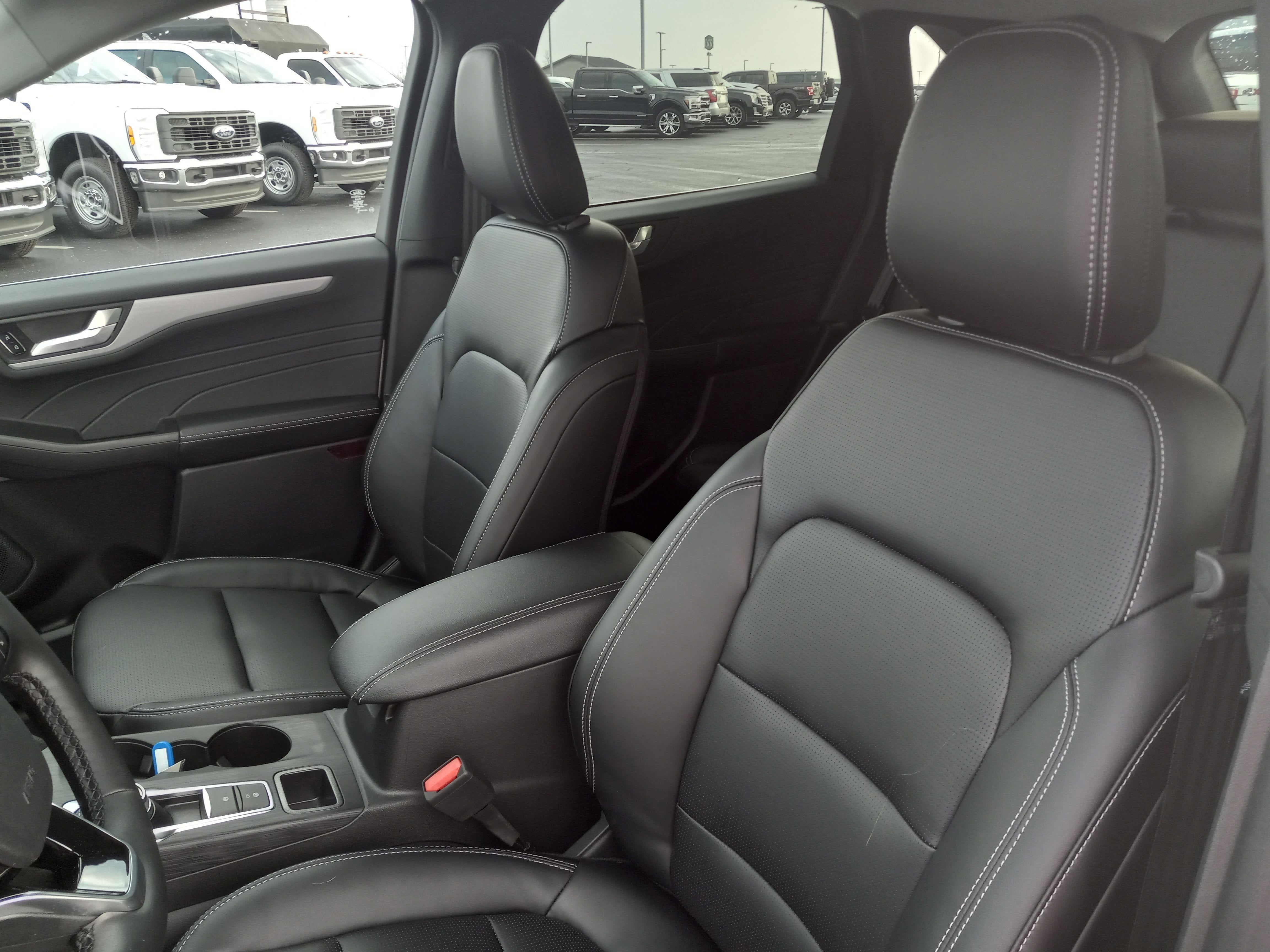 2026 Ford Escape Platinum AWD