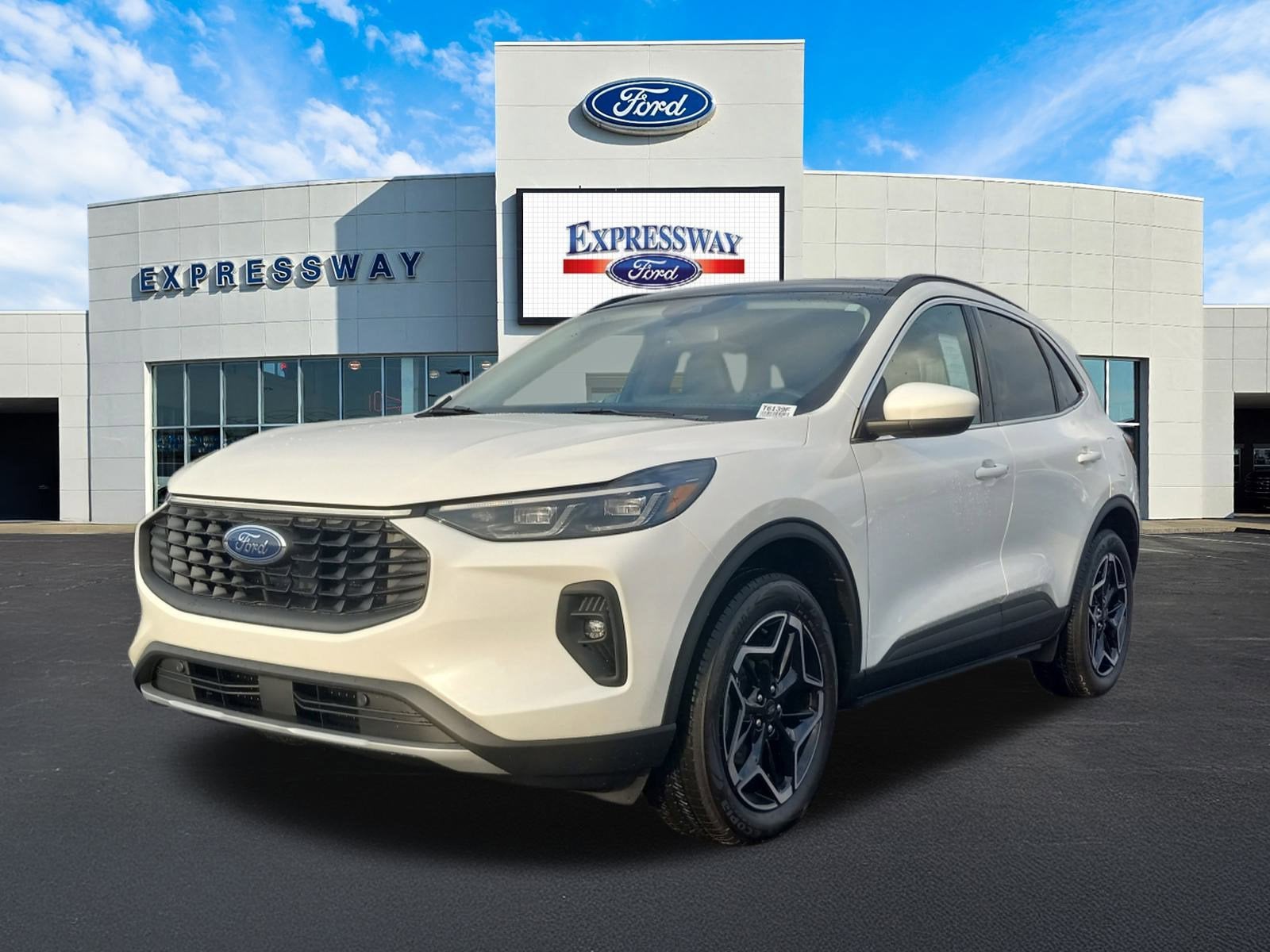 2026 Ford Escape Platinum AWD