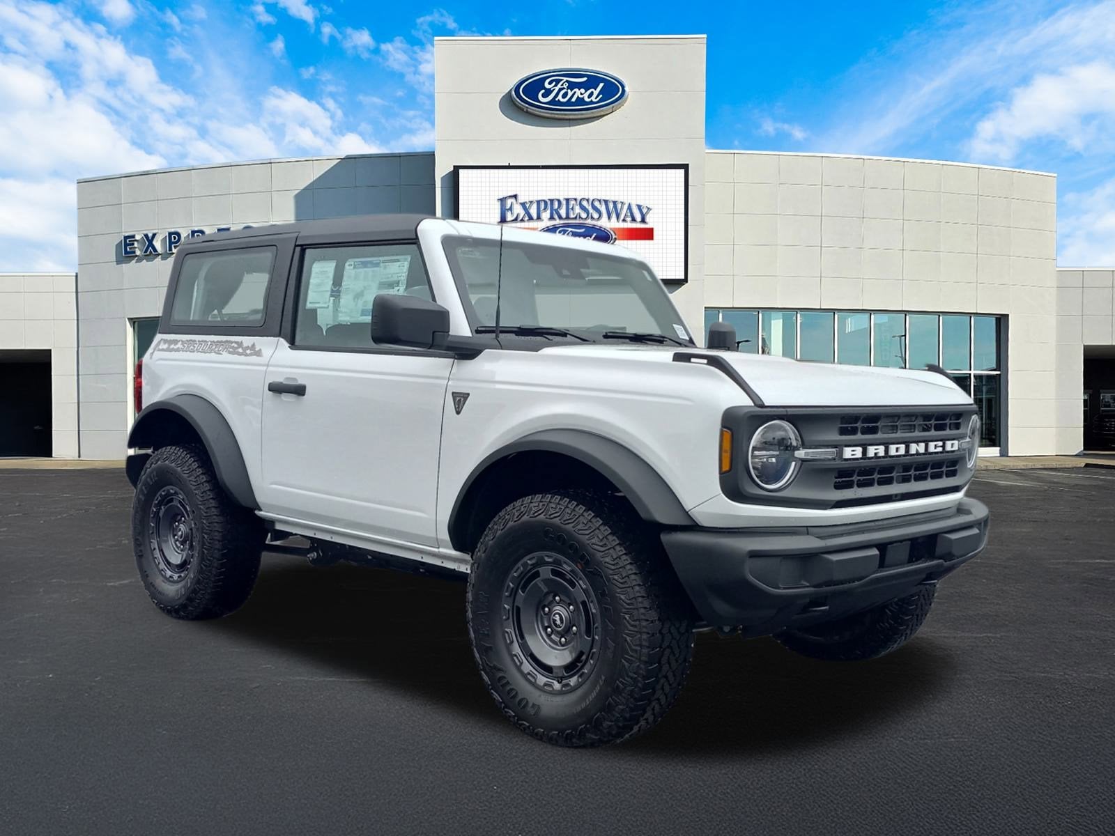 2025 Ford Bronco Base 2 Door 4x4