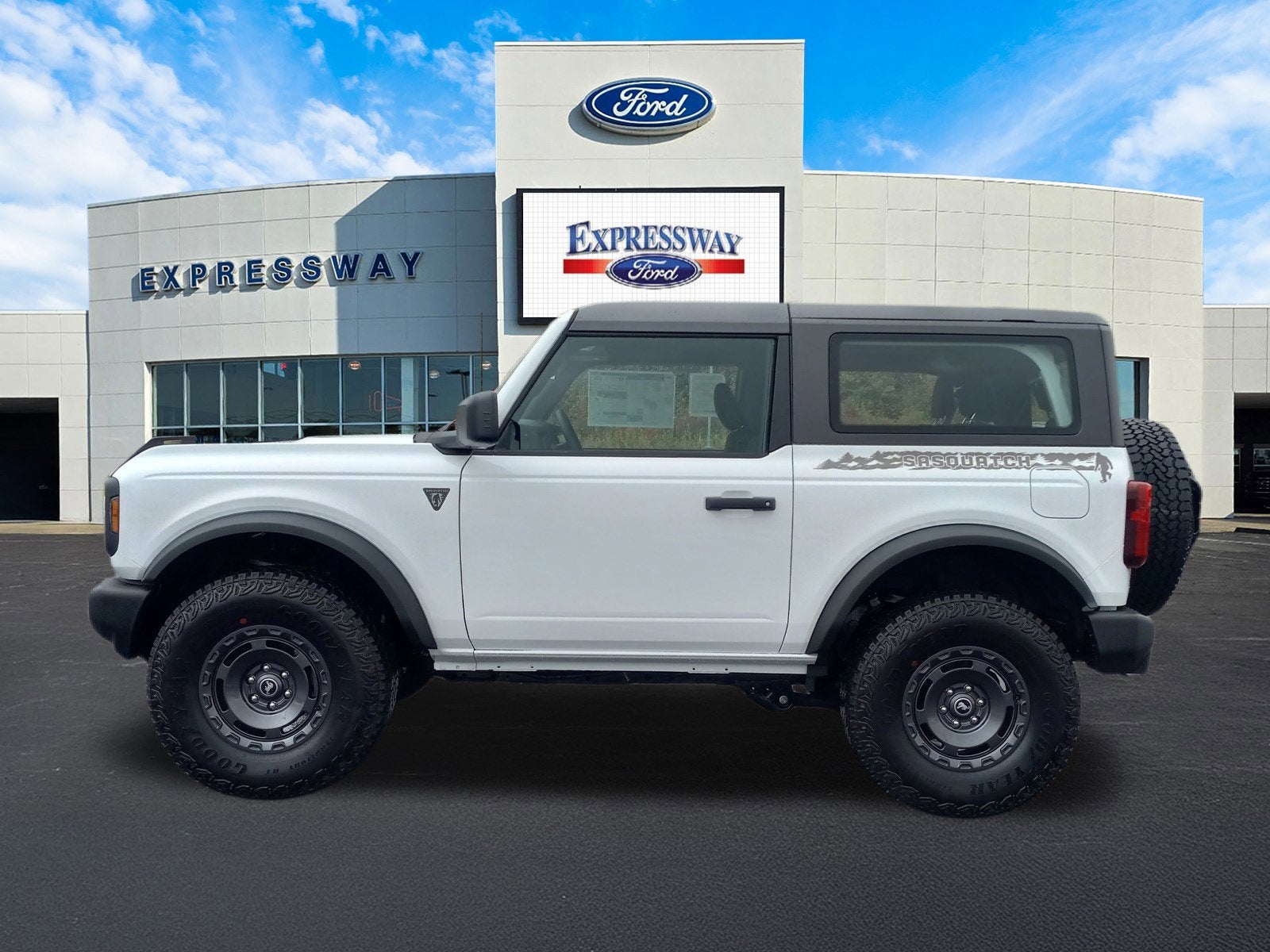 2025 Ford Bronco Base 2 Door 4x4