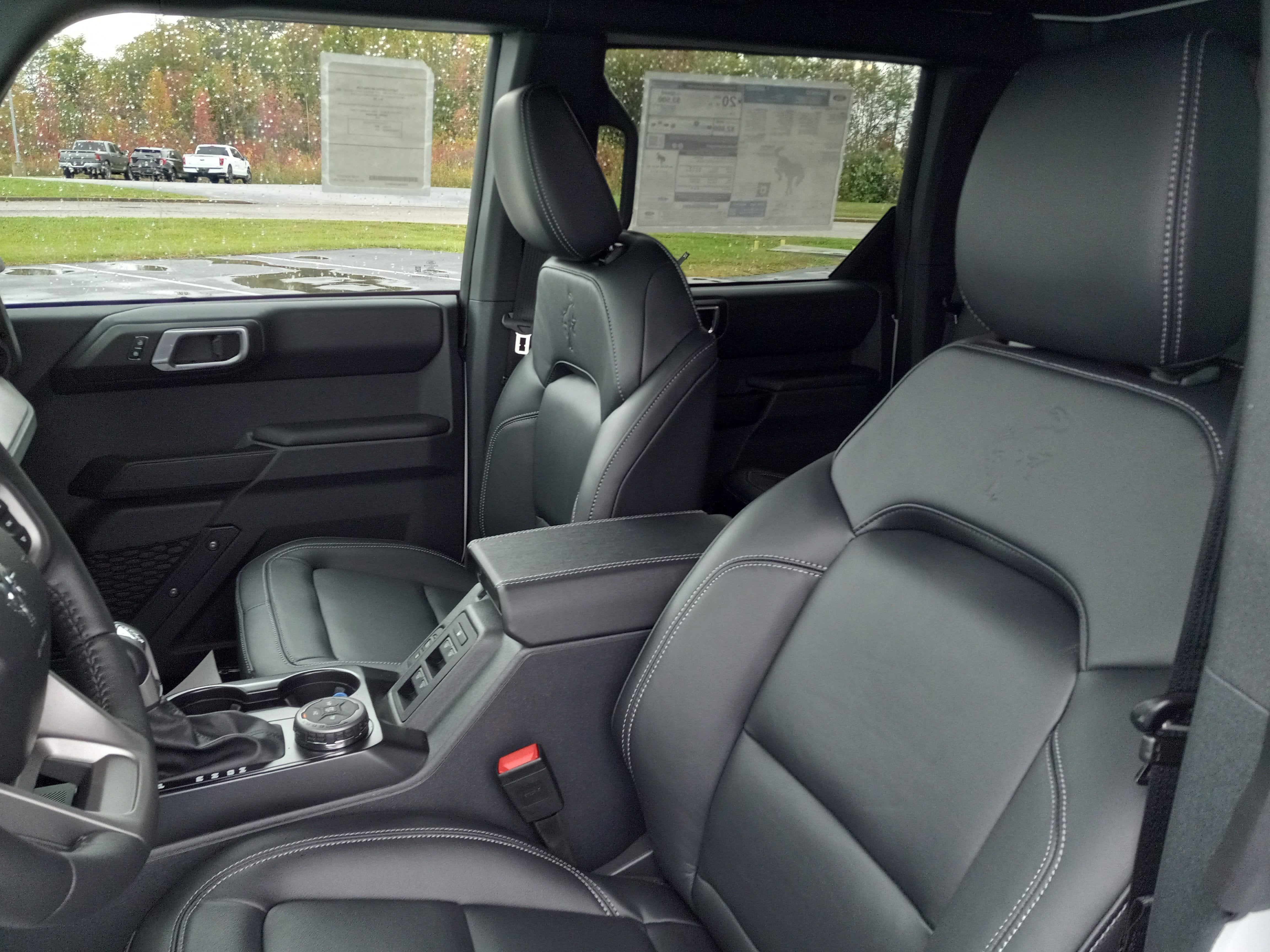 2025 Ford Bronco Outer Banks 4 Door 4x4