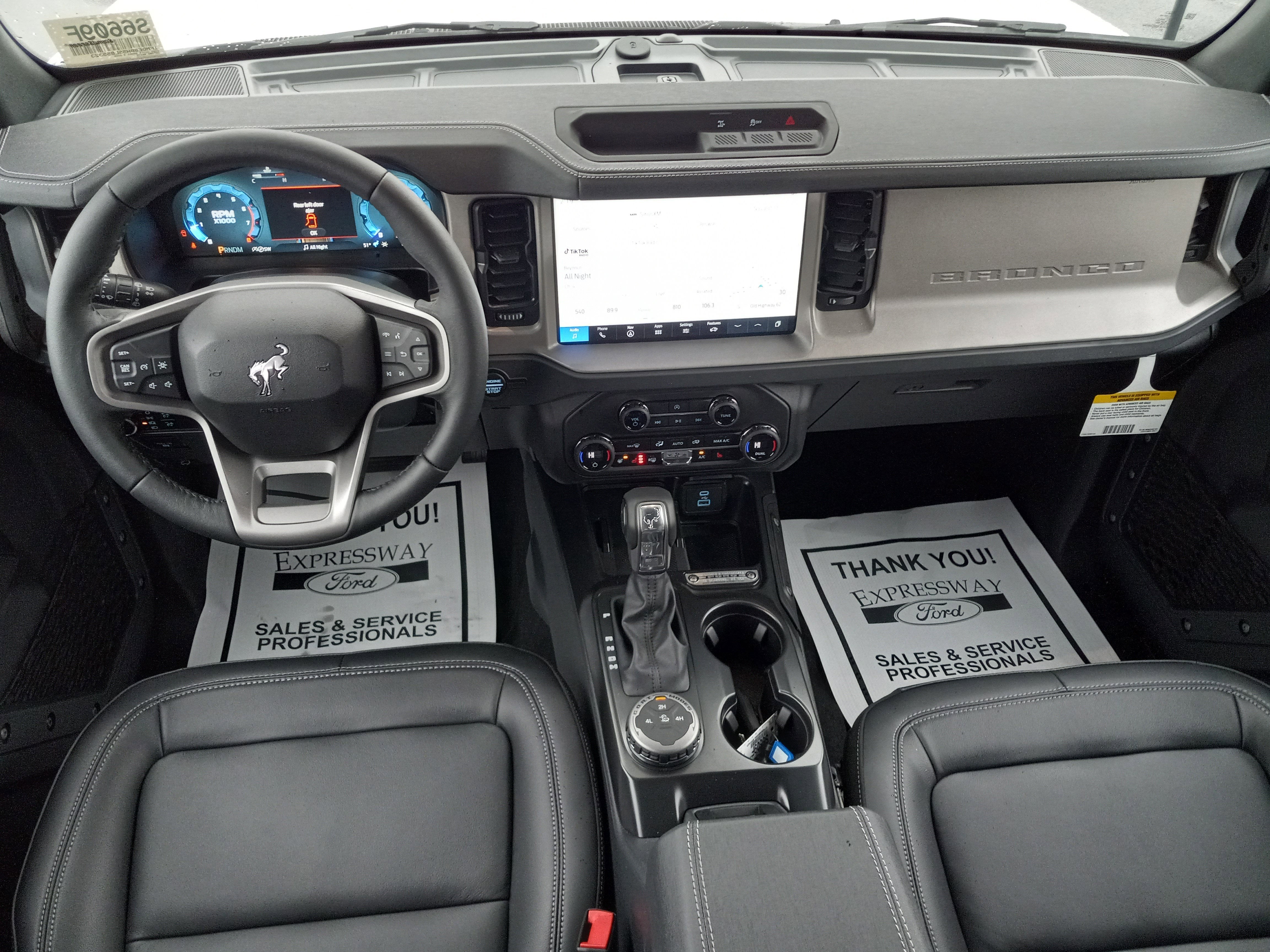 2025 Ford Bronco Outer Banks 4 Door 4x4