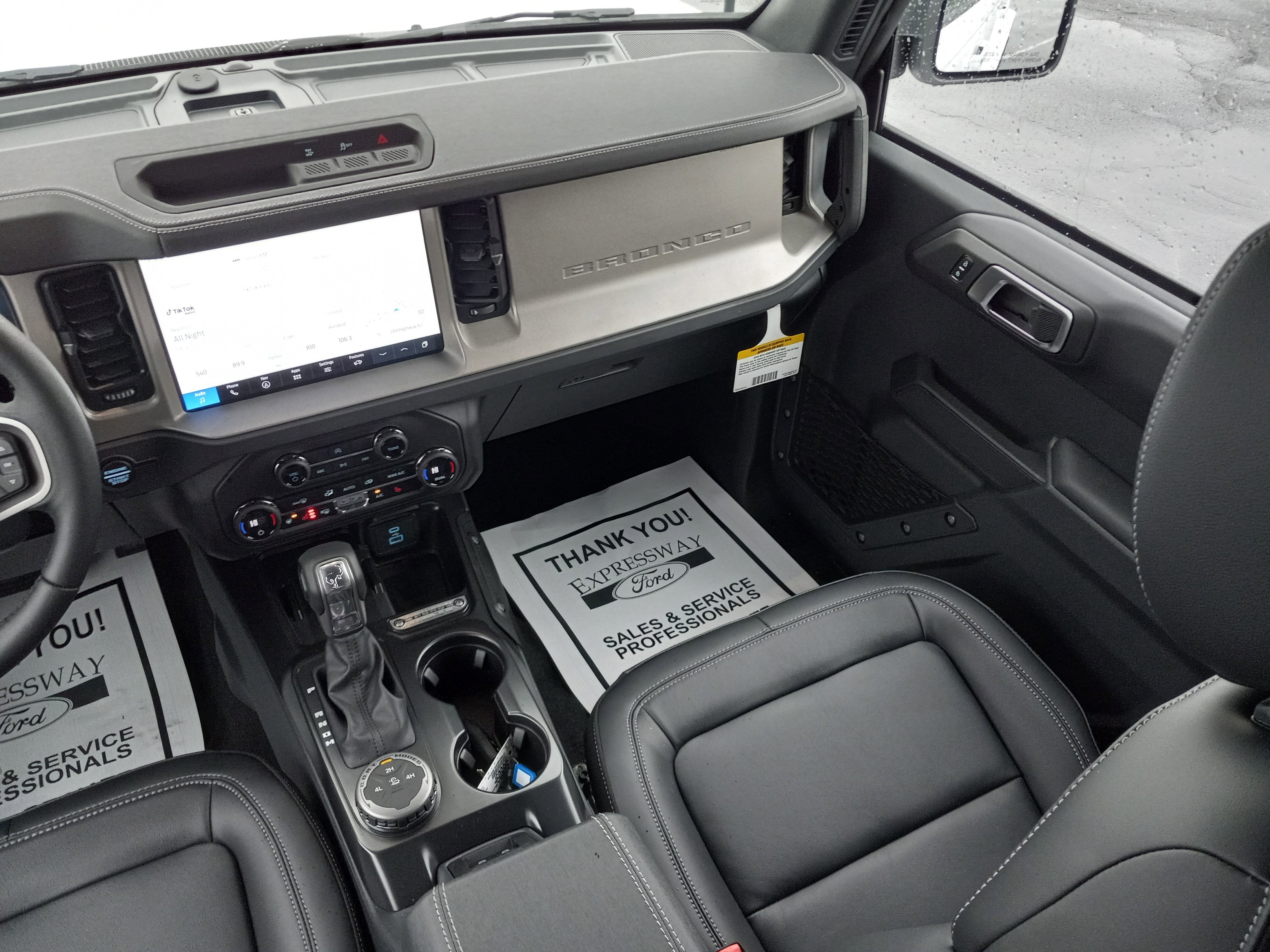 2025 Ford Bronco Outer Banks 4 Door 4x4