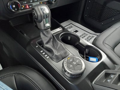 2025 Ford Bronco Outer Banks 4 Door 4x4