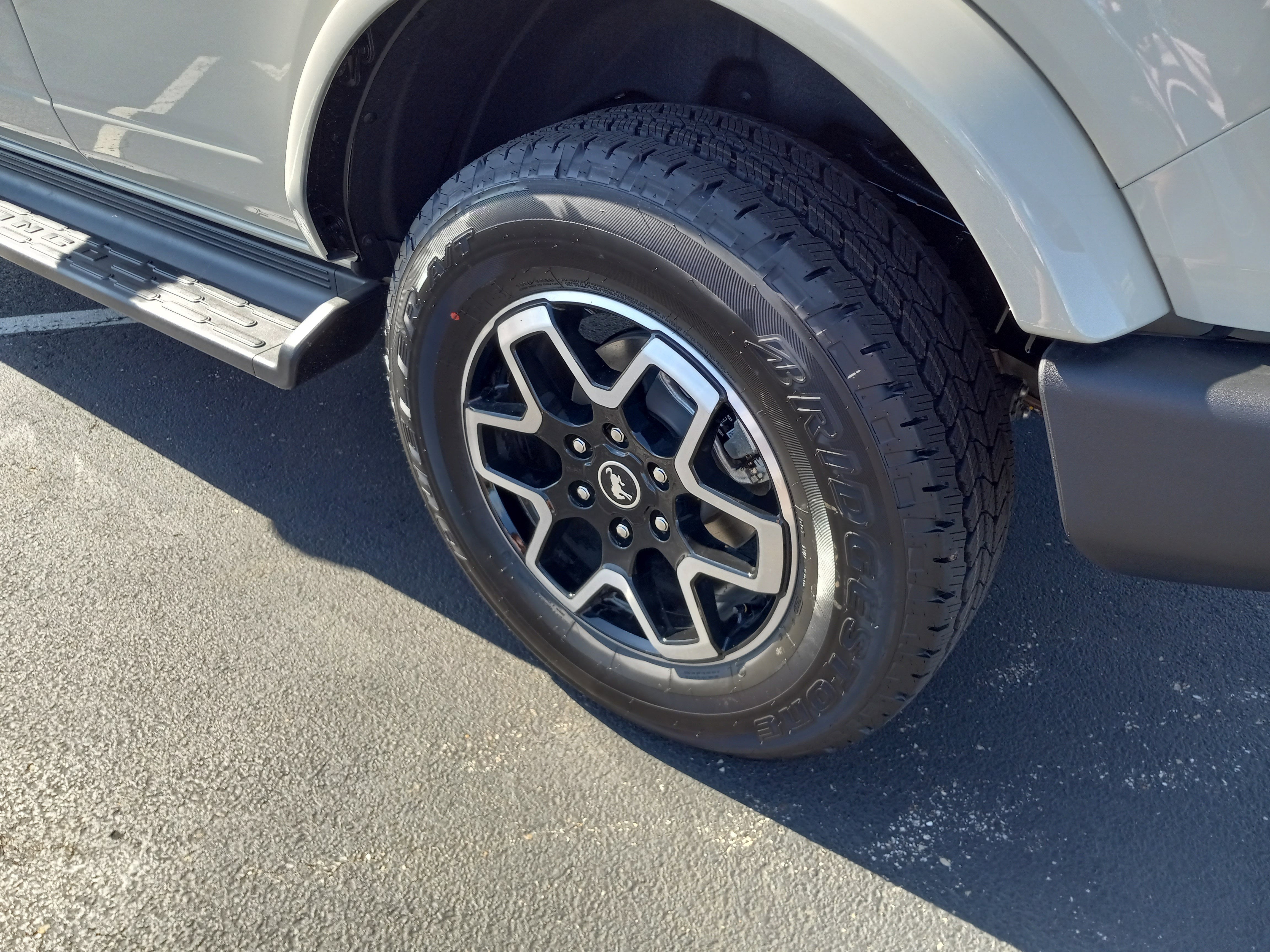 2025 Ford Bronco Outer Banks 4 Door 4x4