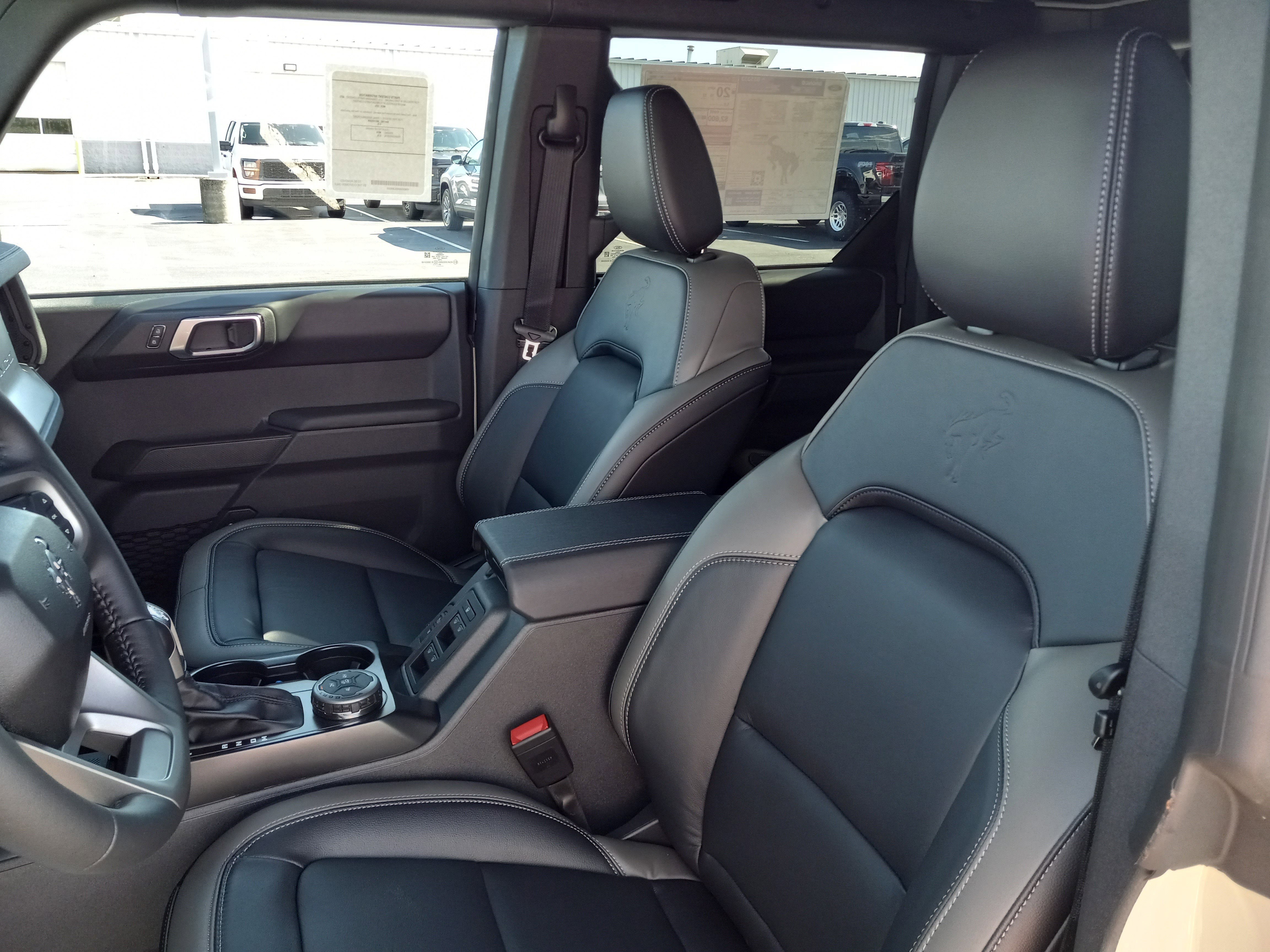 2025 Ford Bronco Outer Banks 4 Door 4x4