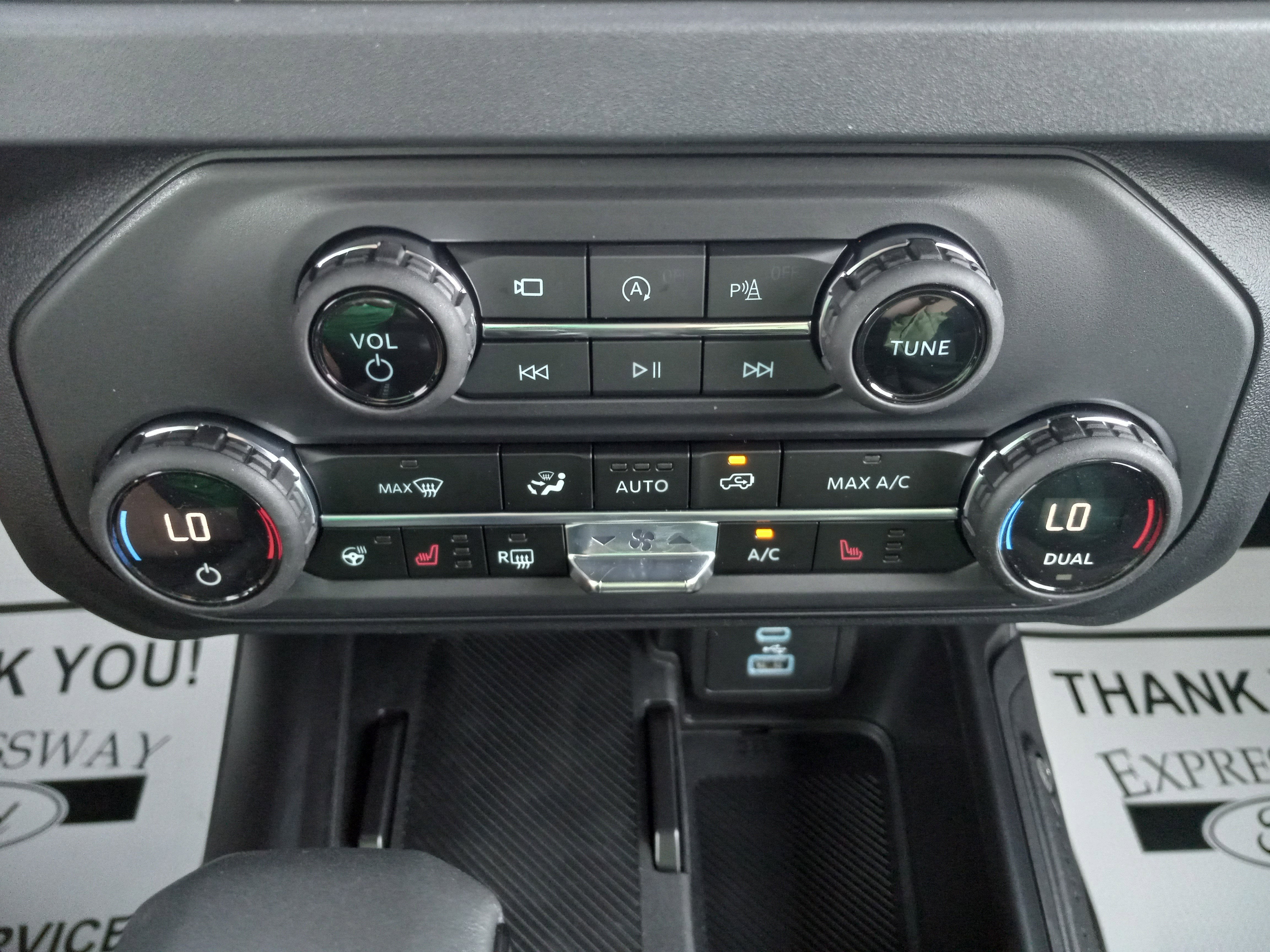 2025 Ford Bronco Outer Banks 4 Door 4x4