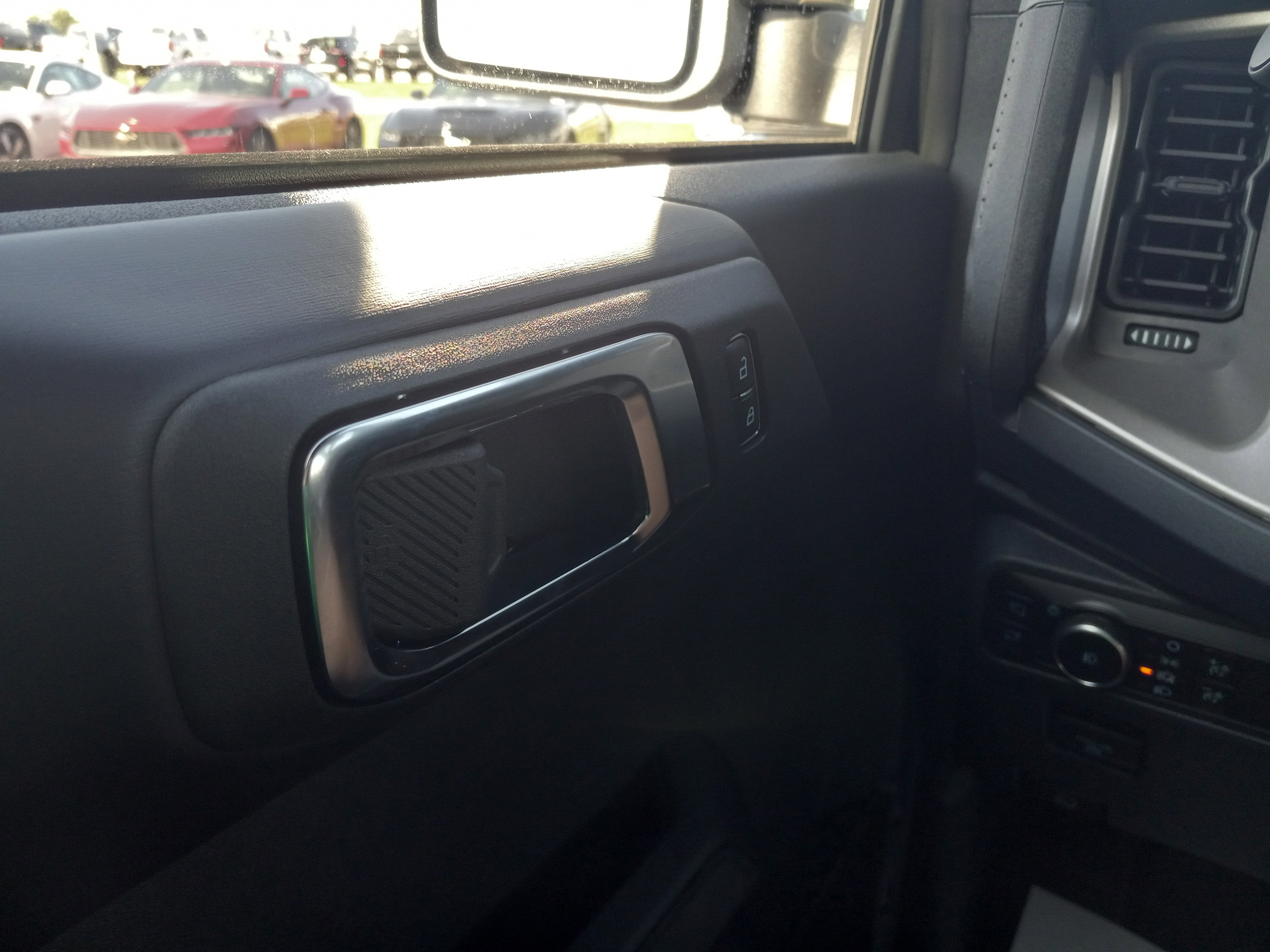 2025 Ford Bronco Outer Banks 4 Door 4x4