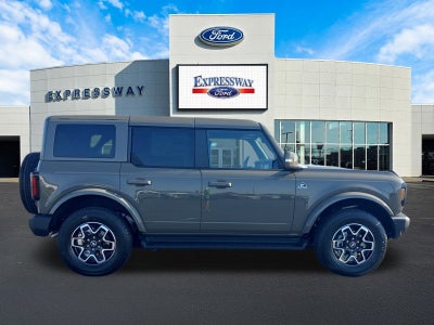 2025 Ford Bronco Outer Banks 4 Door 4x4