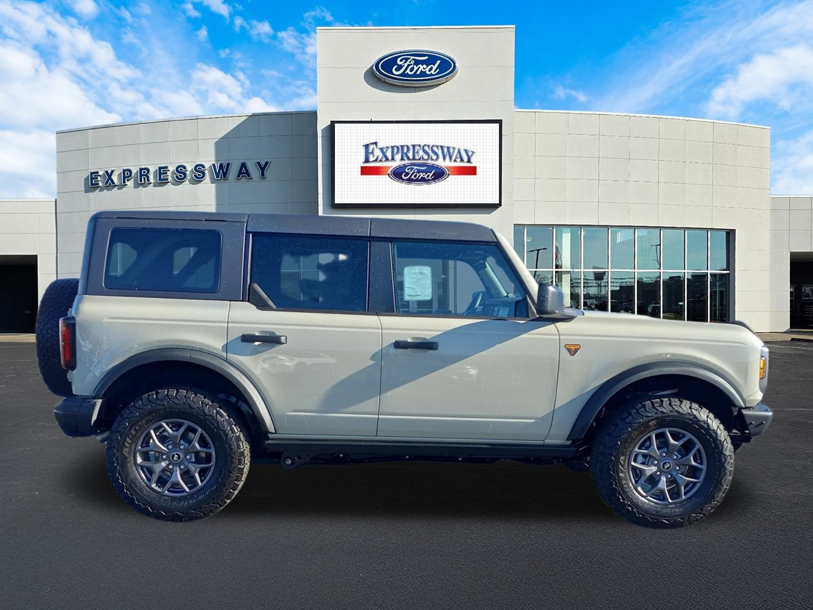 2025 Ford Bronco Badlands 4 Door Advanced 4x4