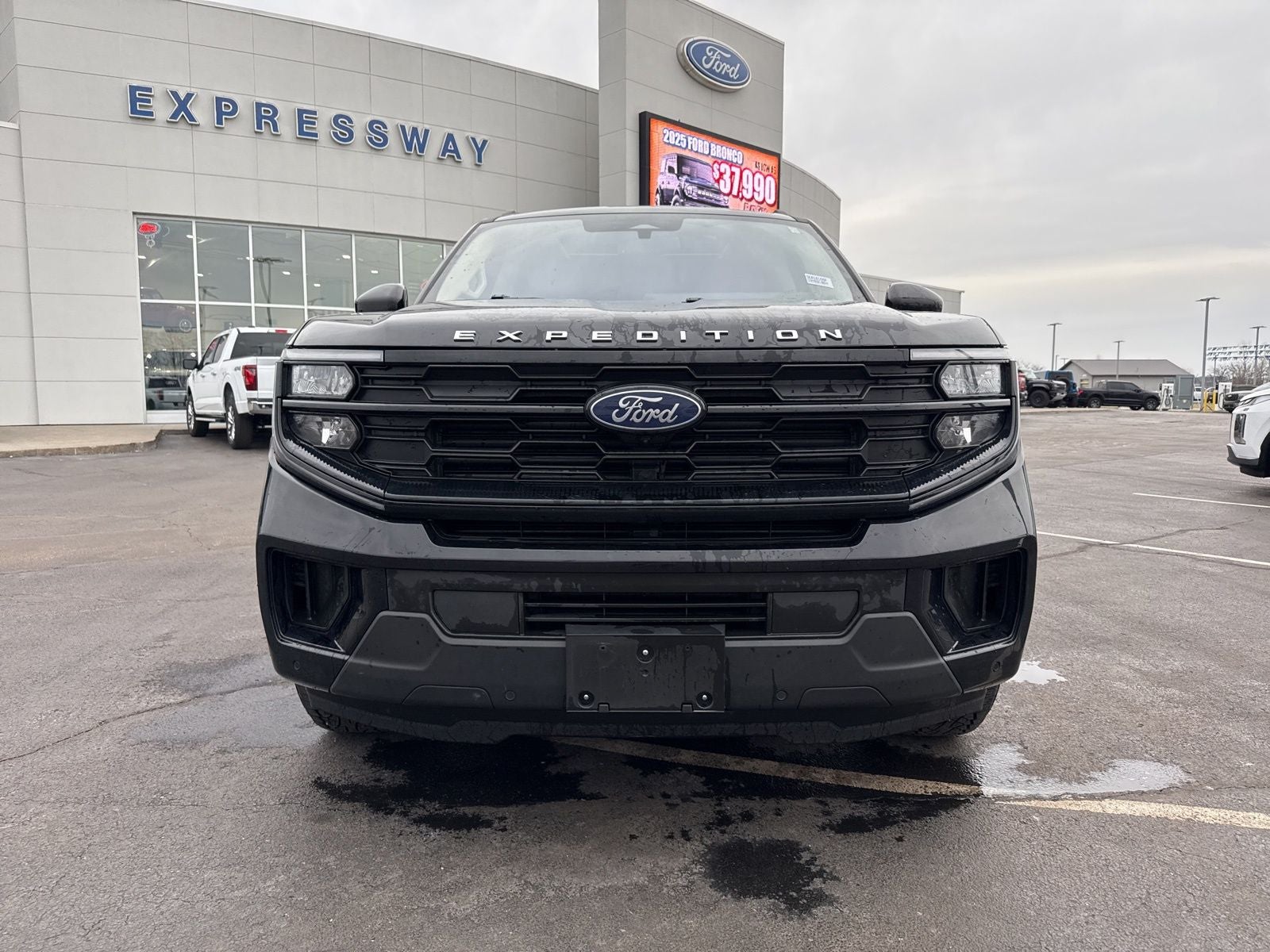 2025 Ford Expedition Max Active