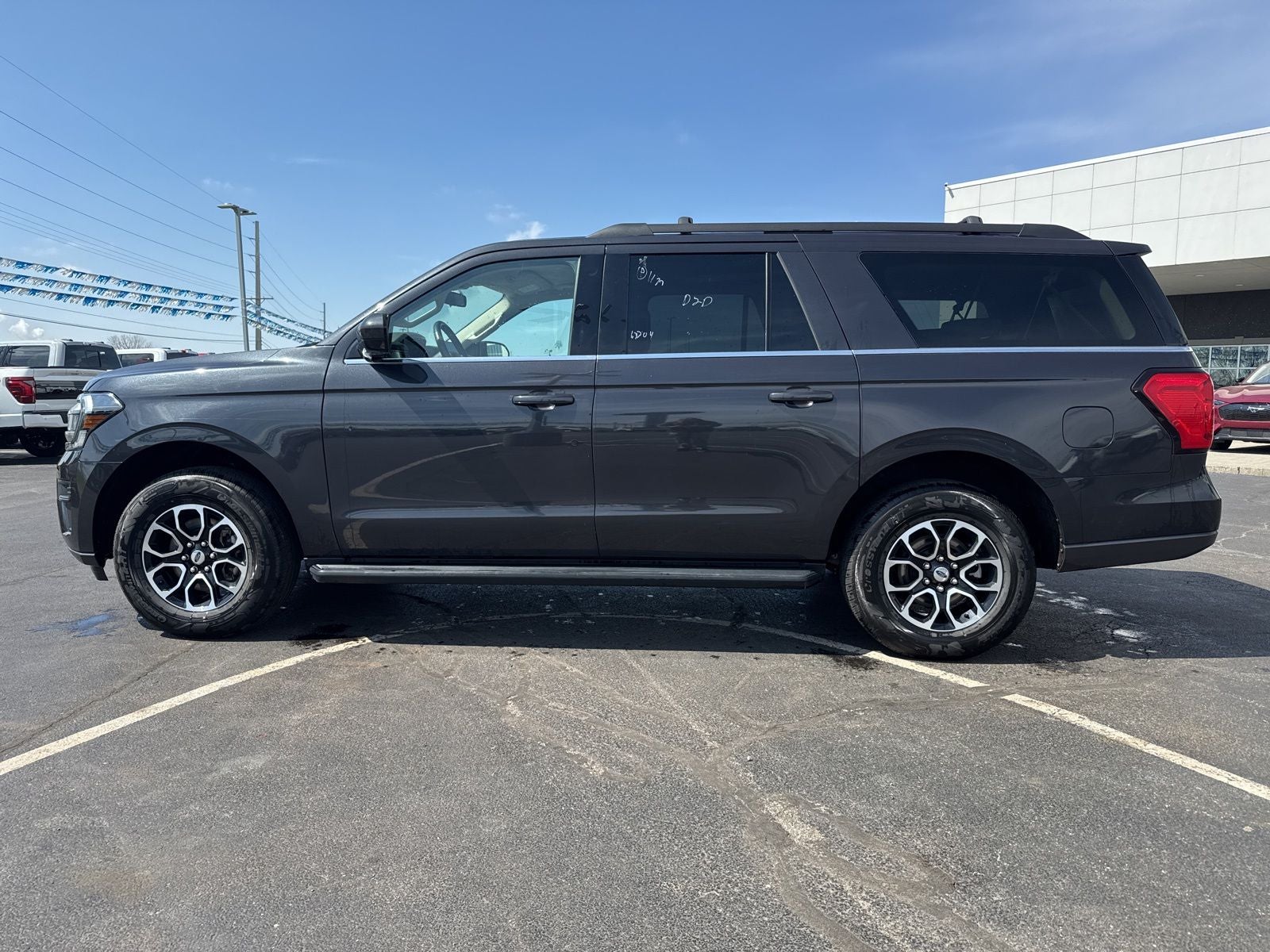 2024 Ford Expedition Max XLT