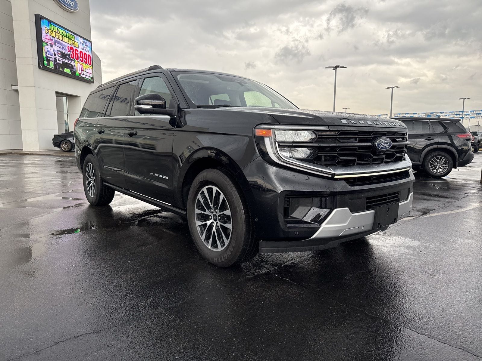 2025 Ford Expedition Max Platinum