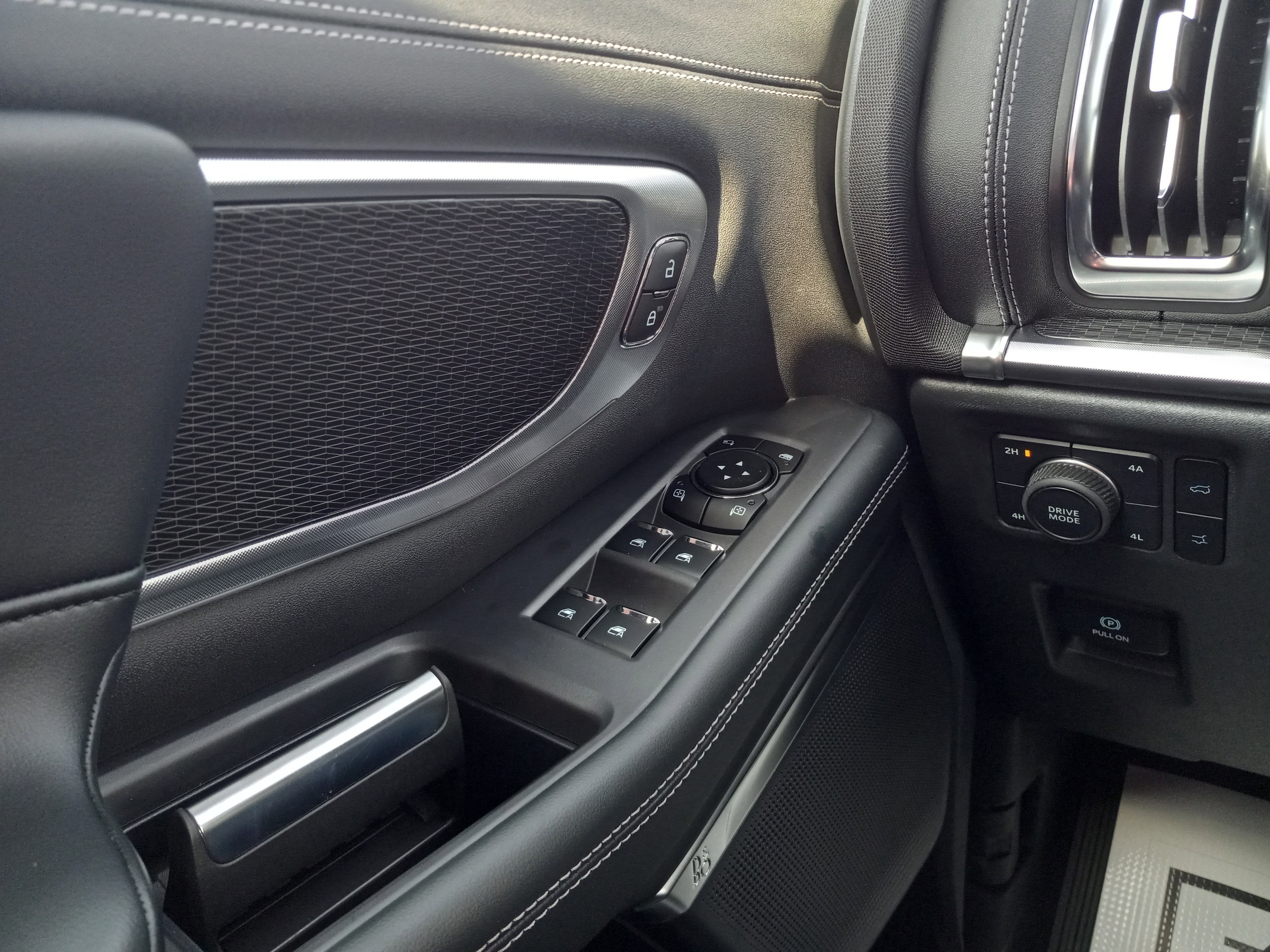 2025 Ford Expedition Max Platinum 4x4