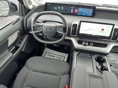 2025 Ford Expedition Active 4x2