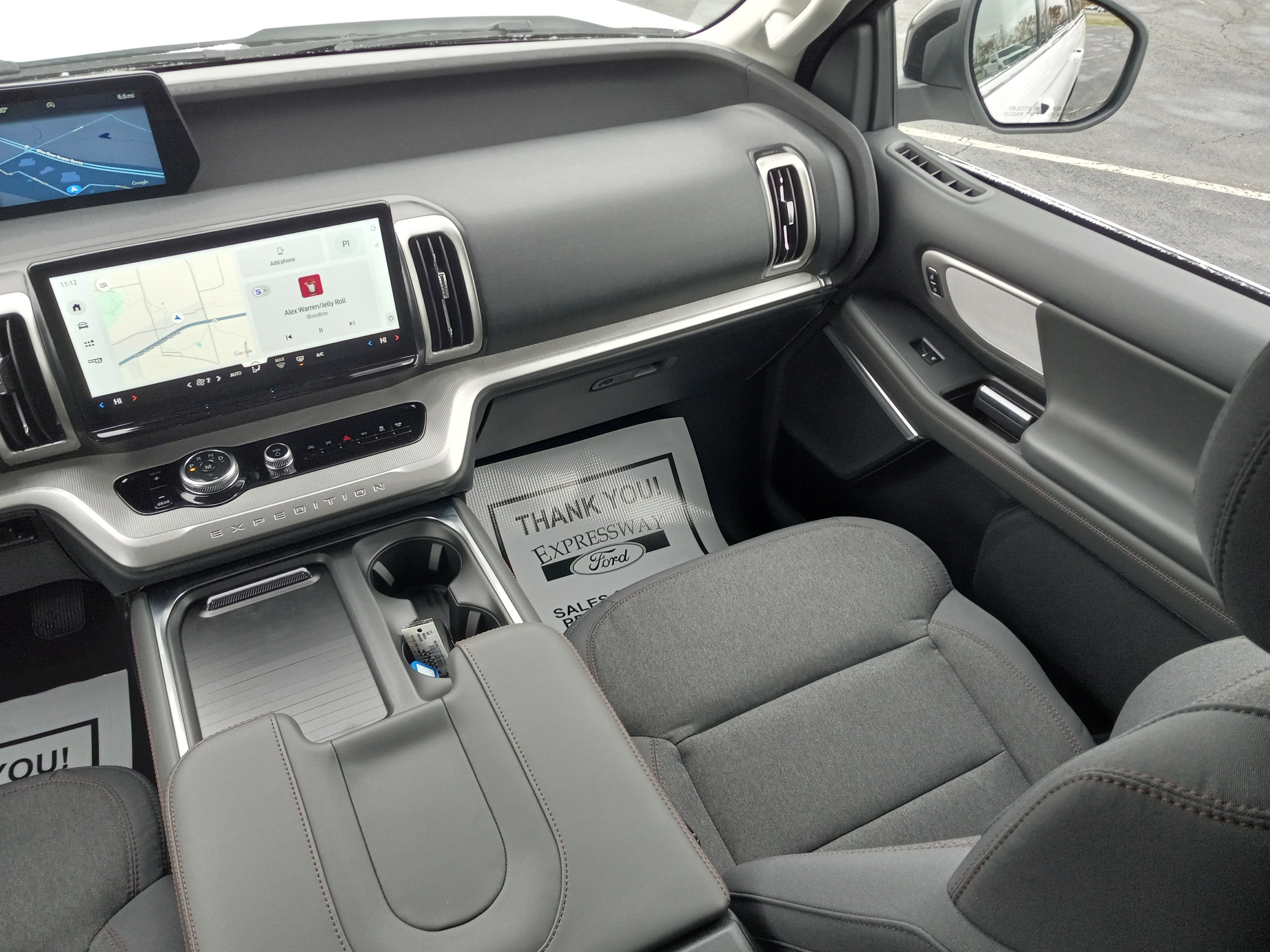 2025 Ford Expedition Active 4x2