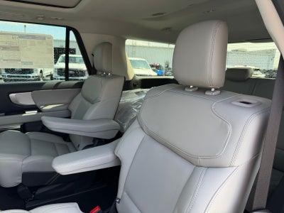 2026 Ford Expedition Active