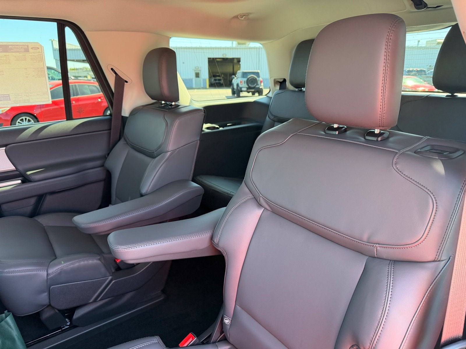 2027 Ford Expedition Active