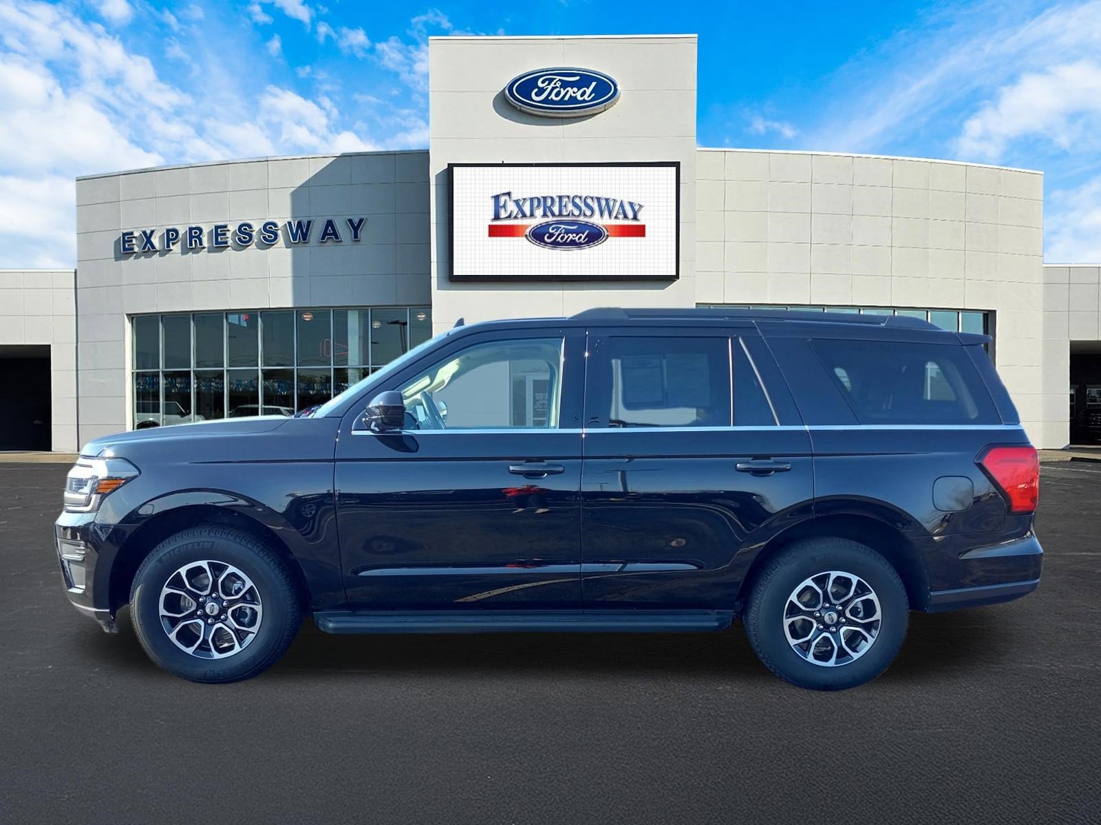 2024 Ford Expedition XLT