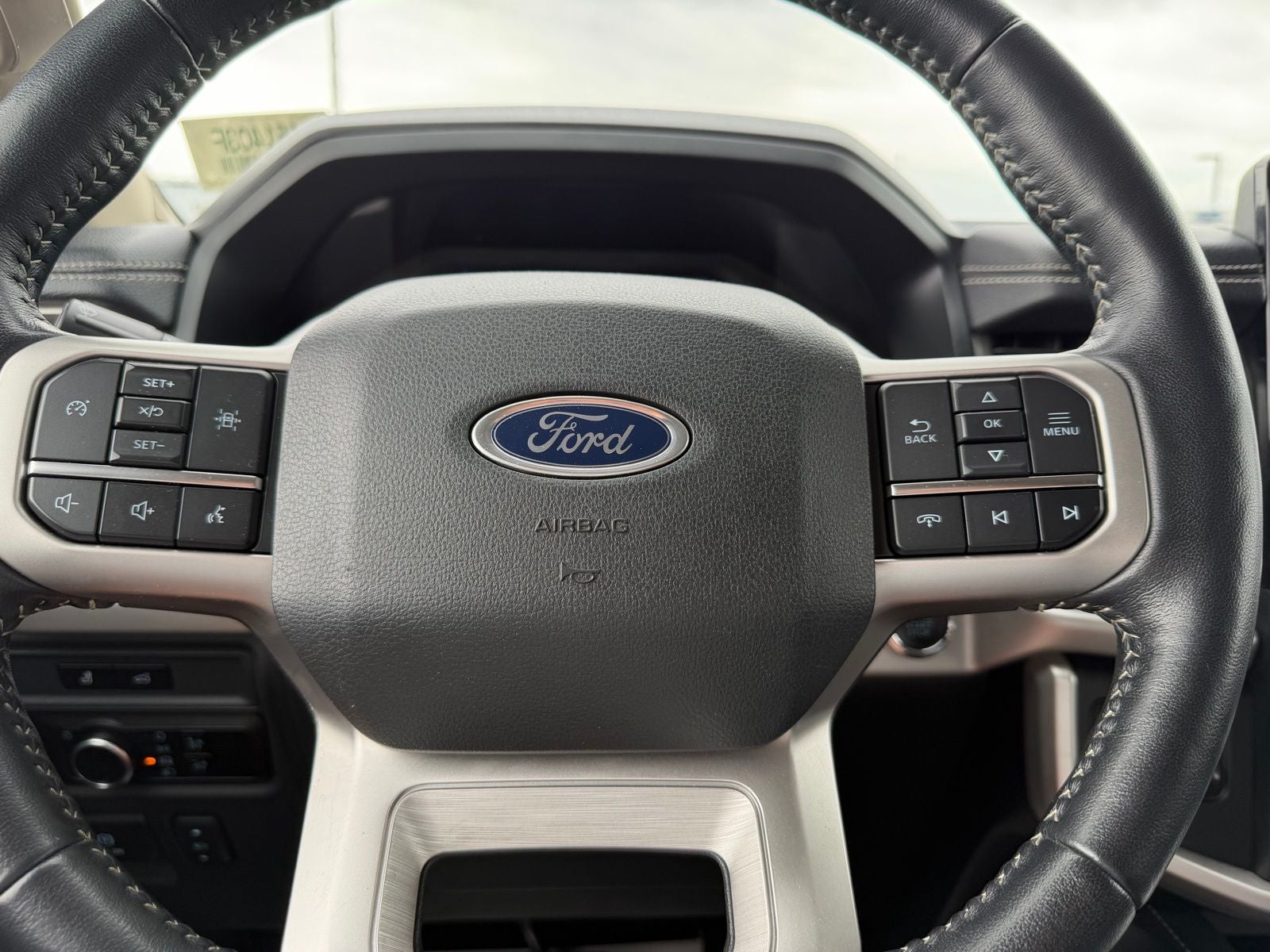 2023 Ford Expedition XLT